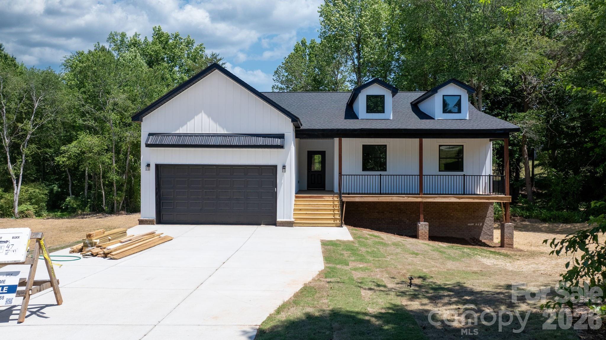 47 Tennyson Drive — Taylorsville