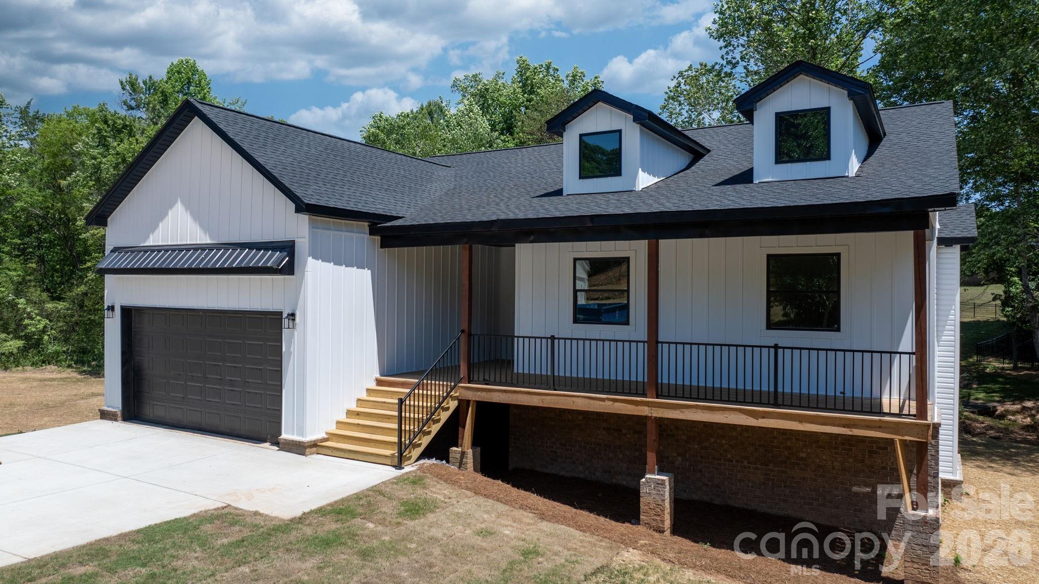 47 Tennyson Drive — Taylorsville