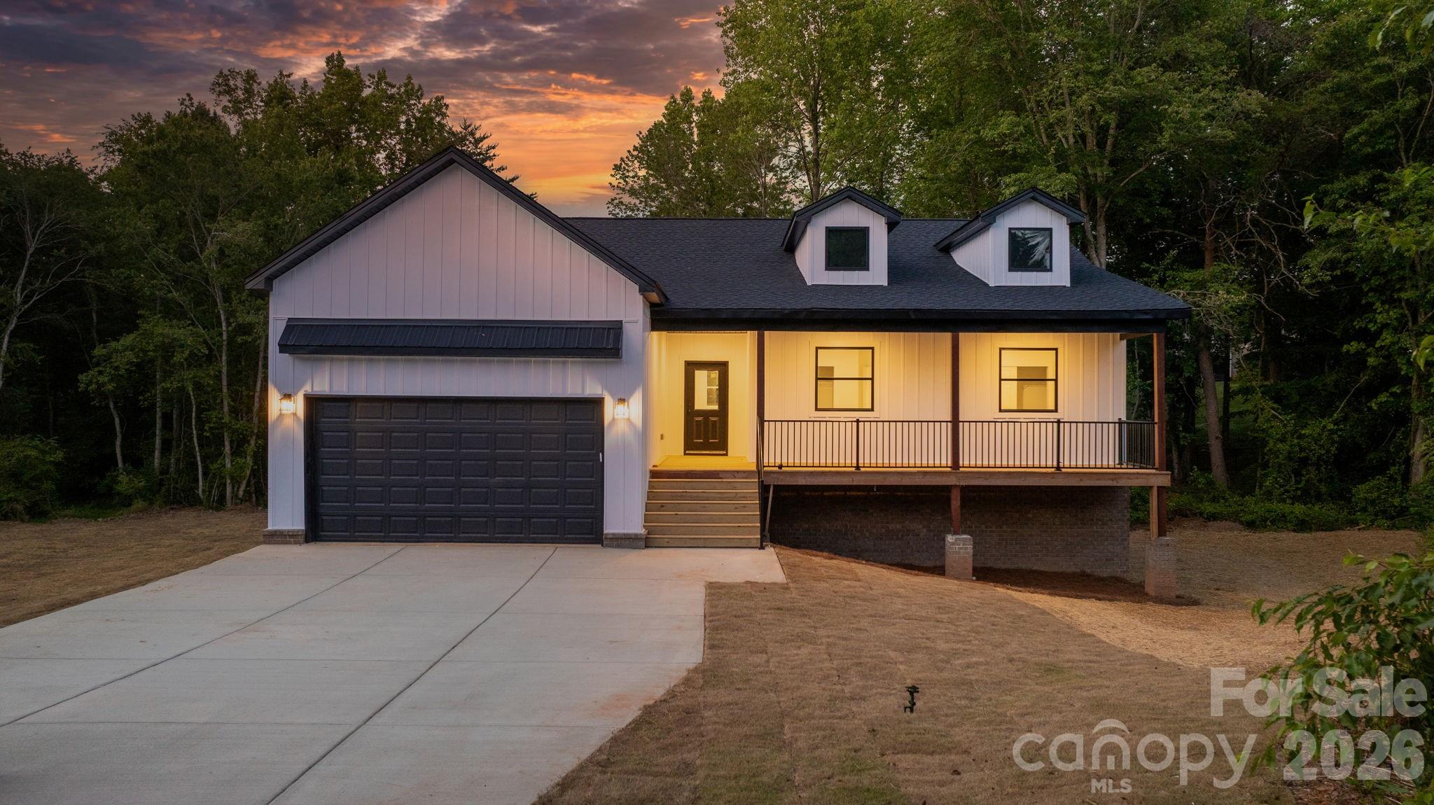47 Tennyson Drive — Taylorsville