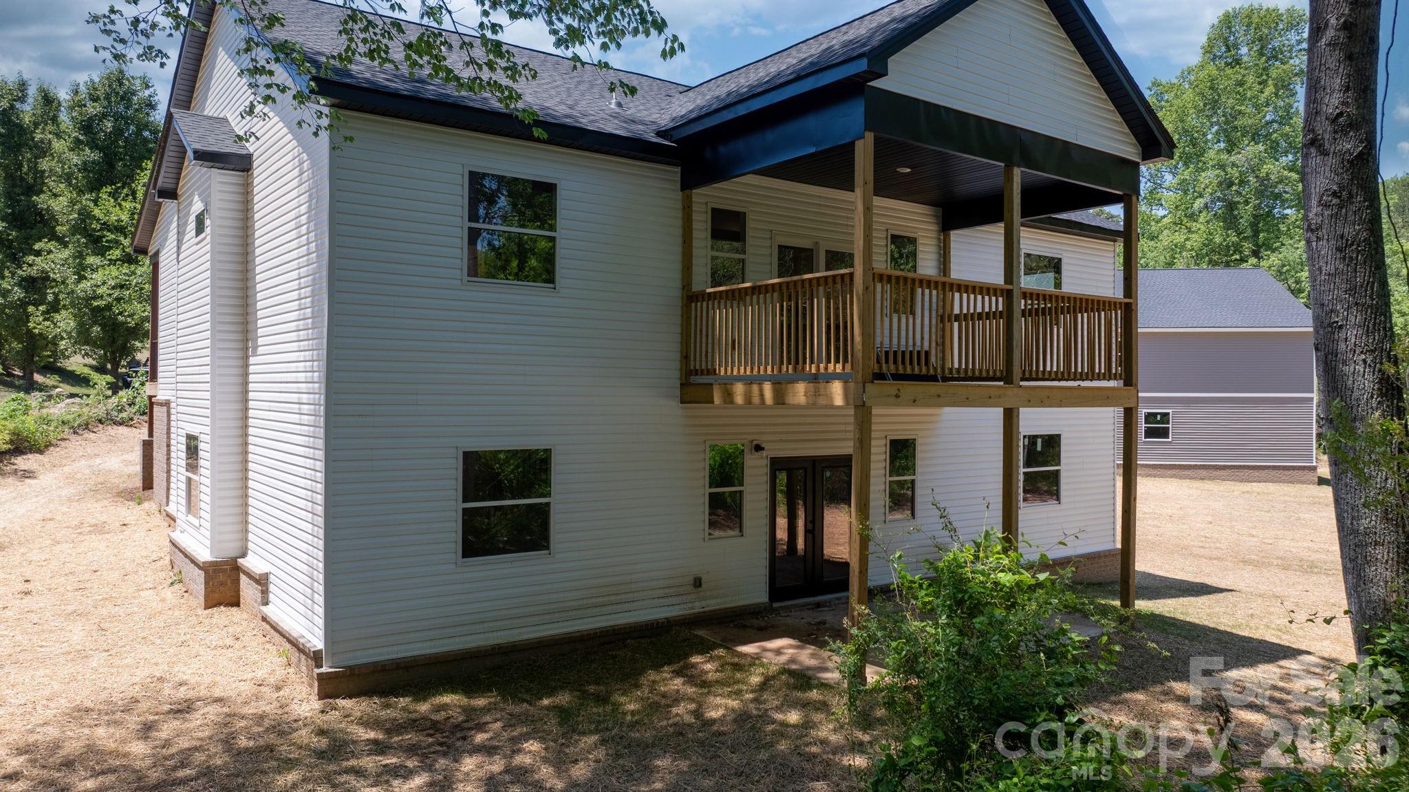 47 Tennyson Drive — Taylorsville