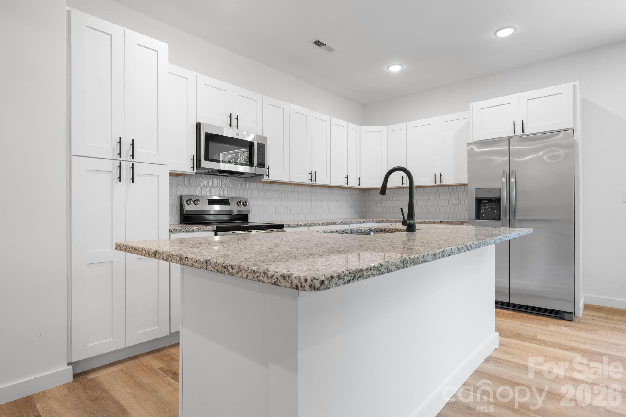 47 Tennyson Drive — Taylorsville