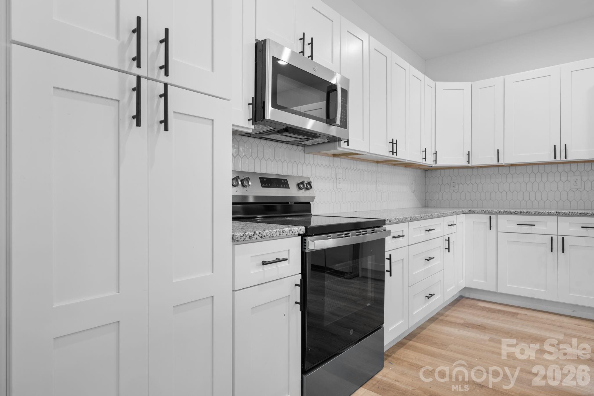 47 Tennyson Drive — Taylorsville
