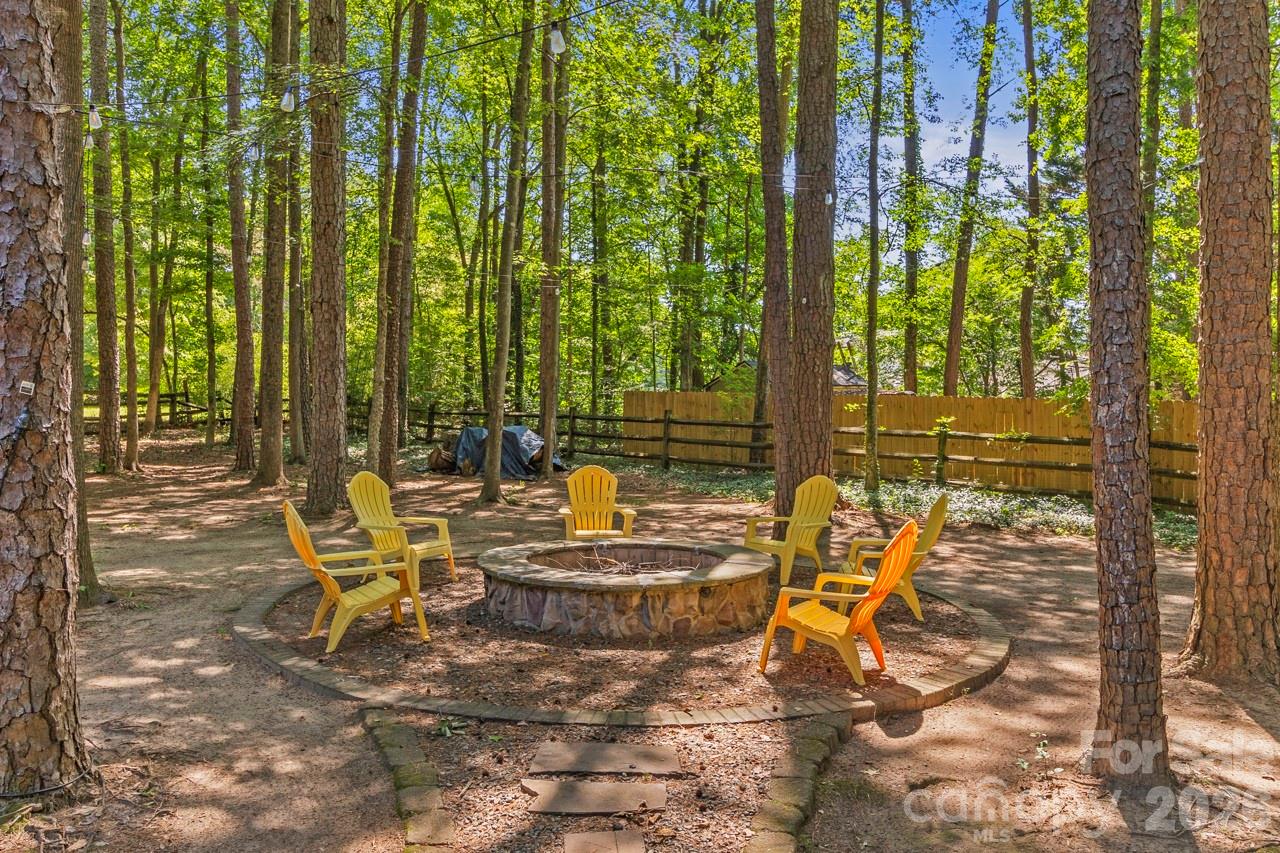 14018 Naworth Lane — Huntersville
