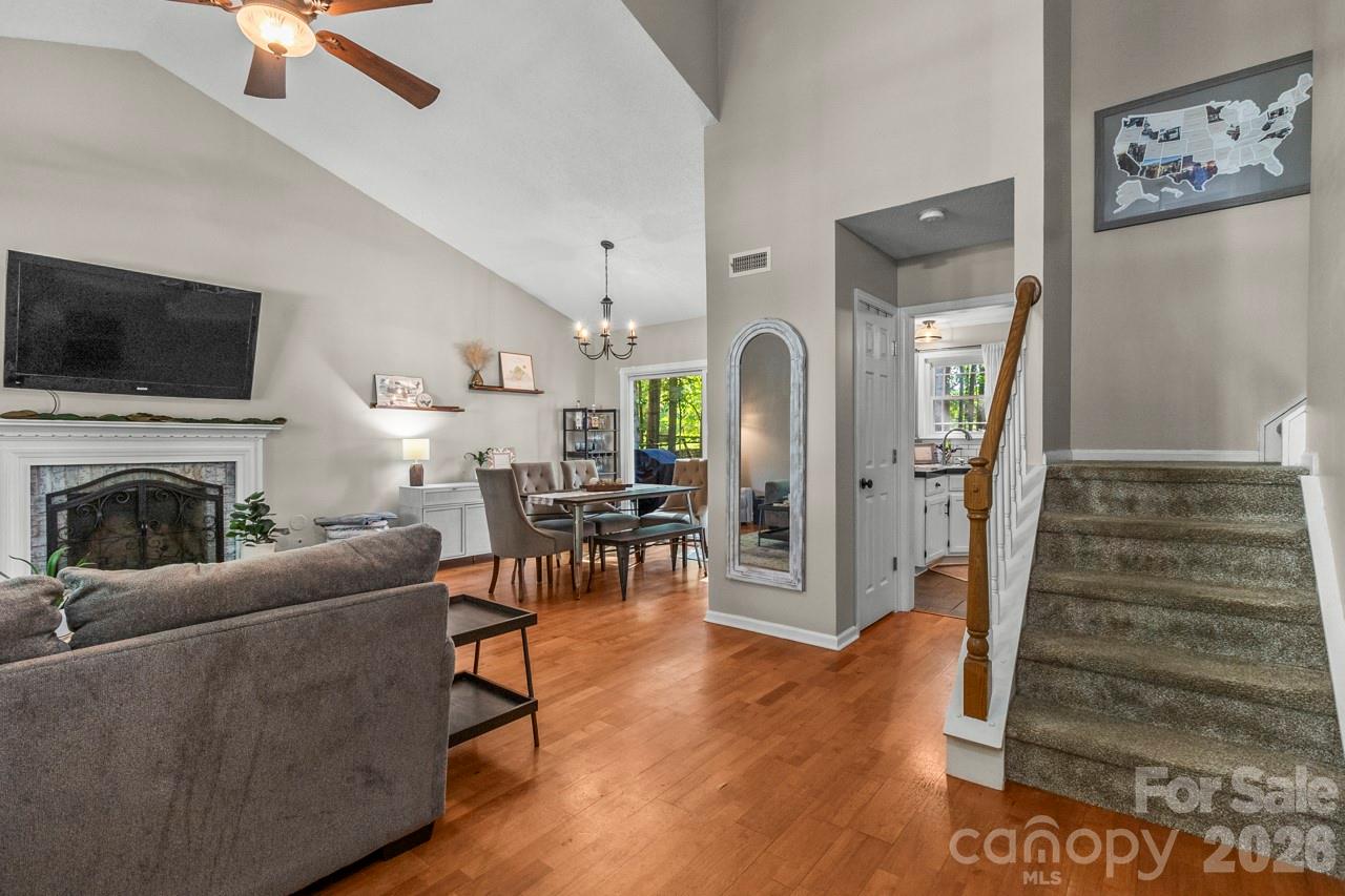 14018 Naworth Lane — Huntersville