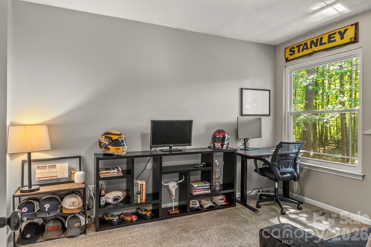 14018 Naworth Lane — Huntersville
