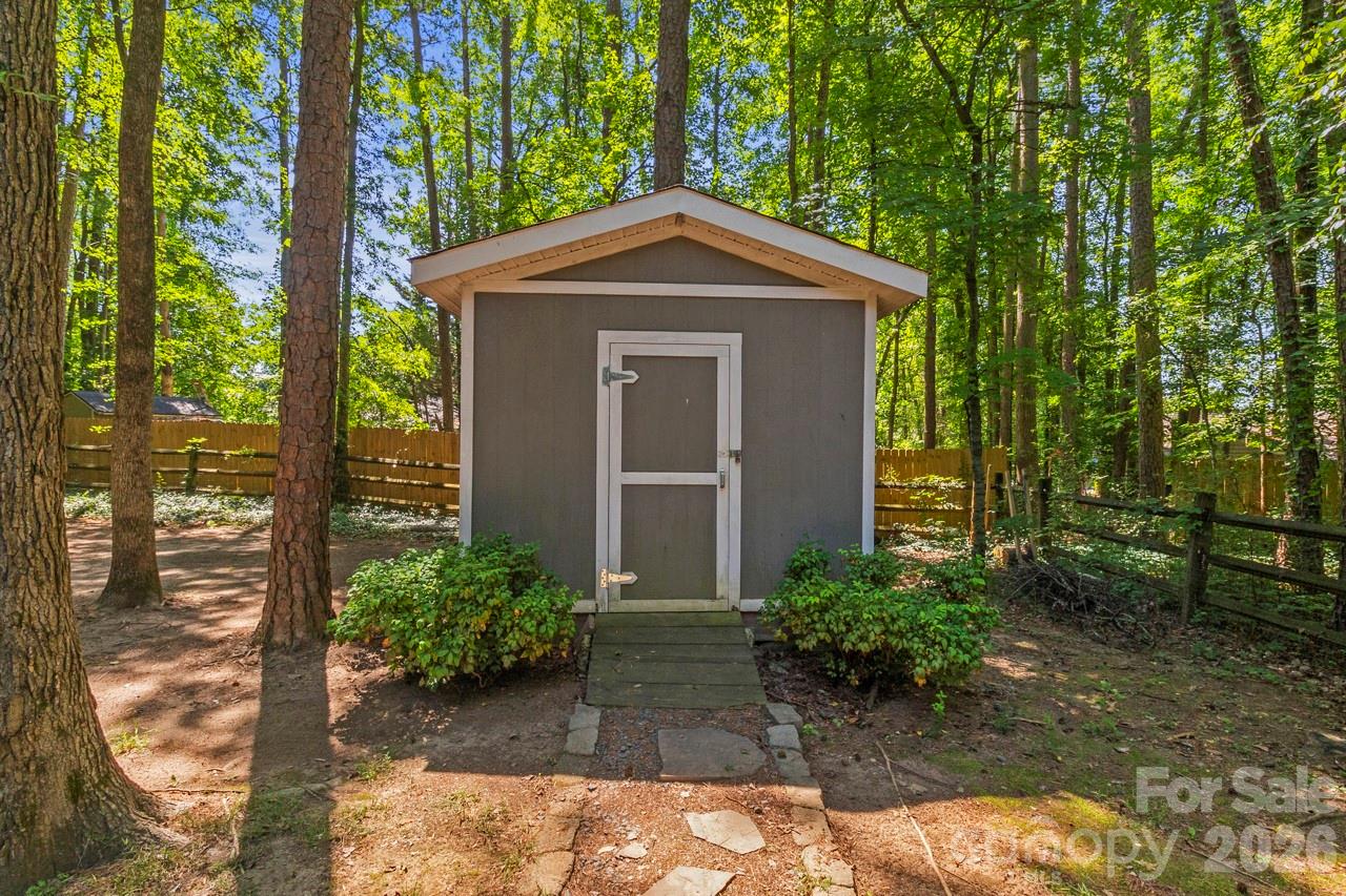 14018 Naworth Lane — Huntersville