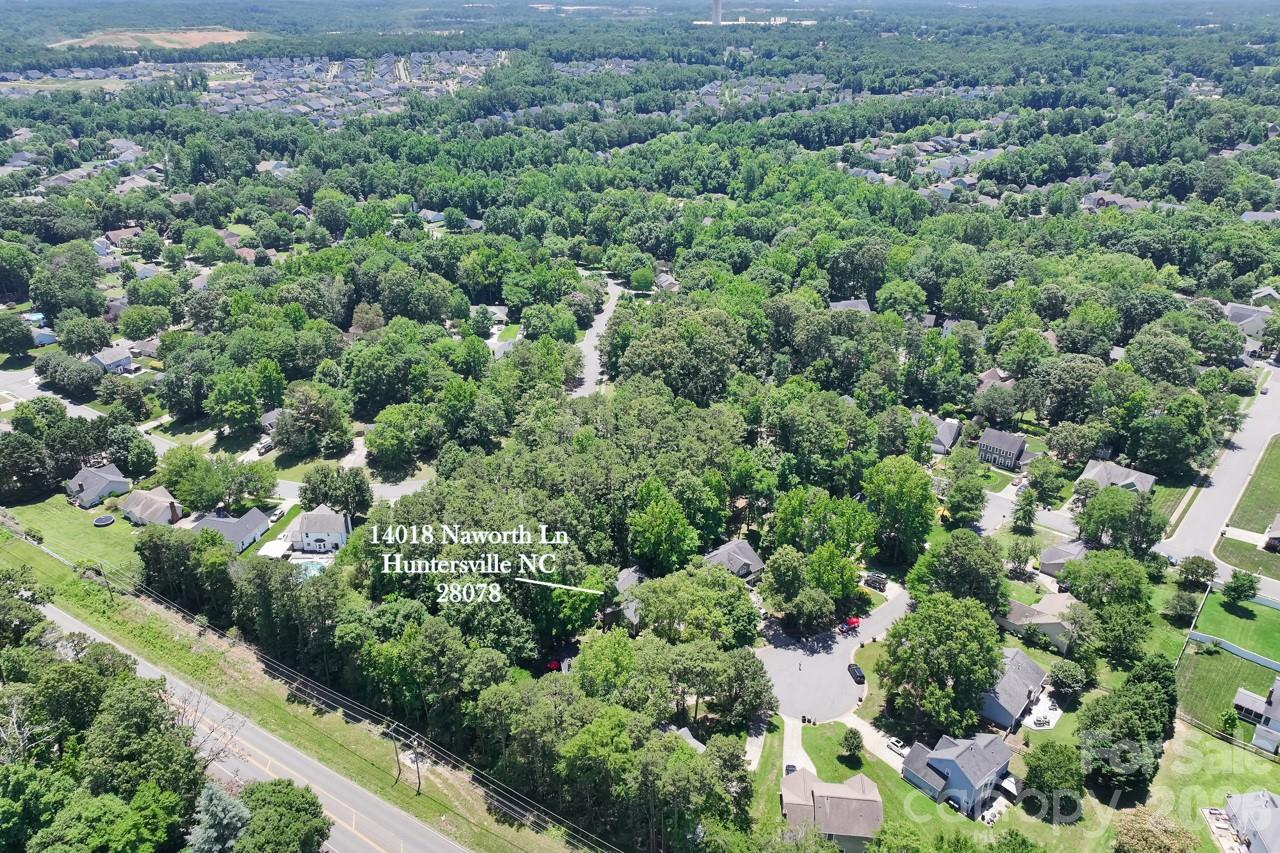 14018 Naworth Lane — Huntersville