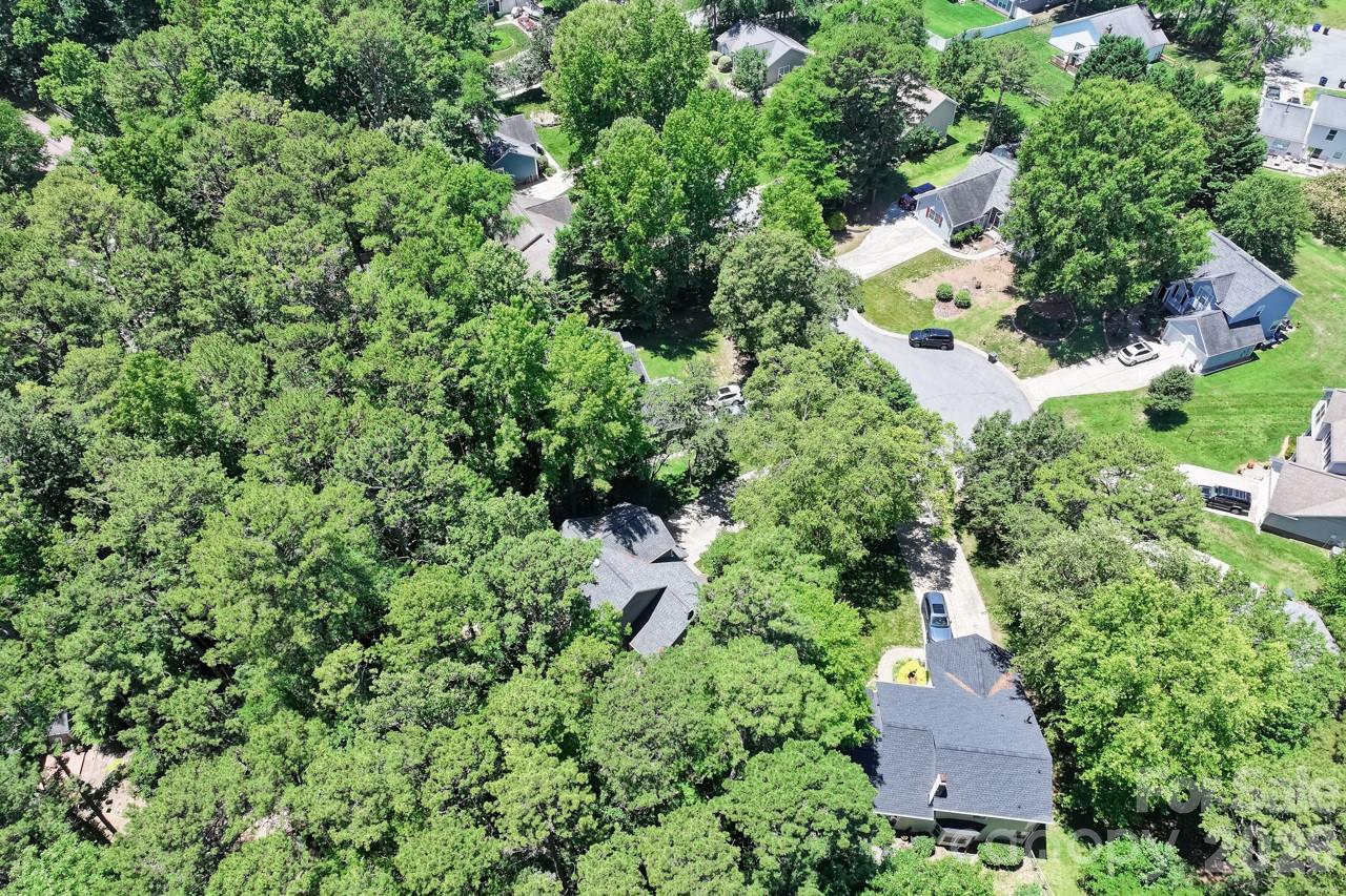 14018 Naworth Lane — Huntersville