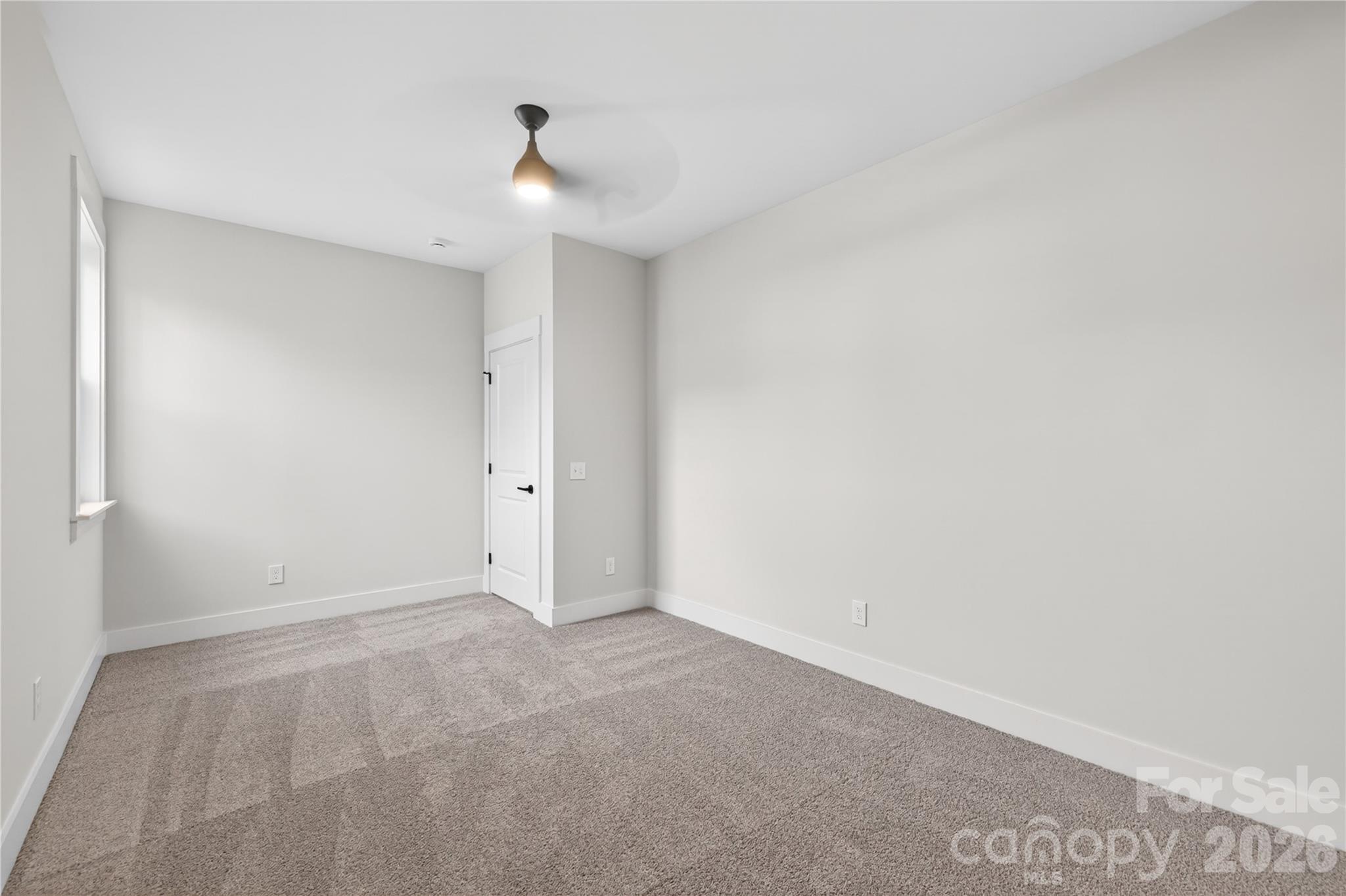 3883 12th Street NE — Hickory