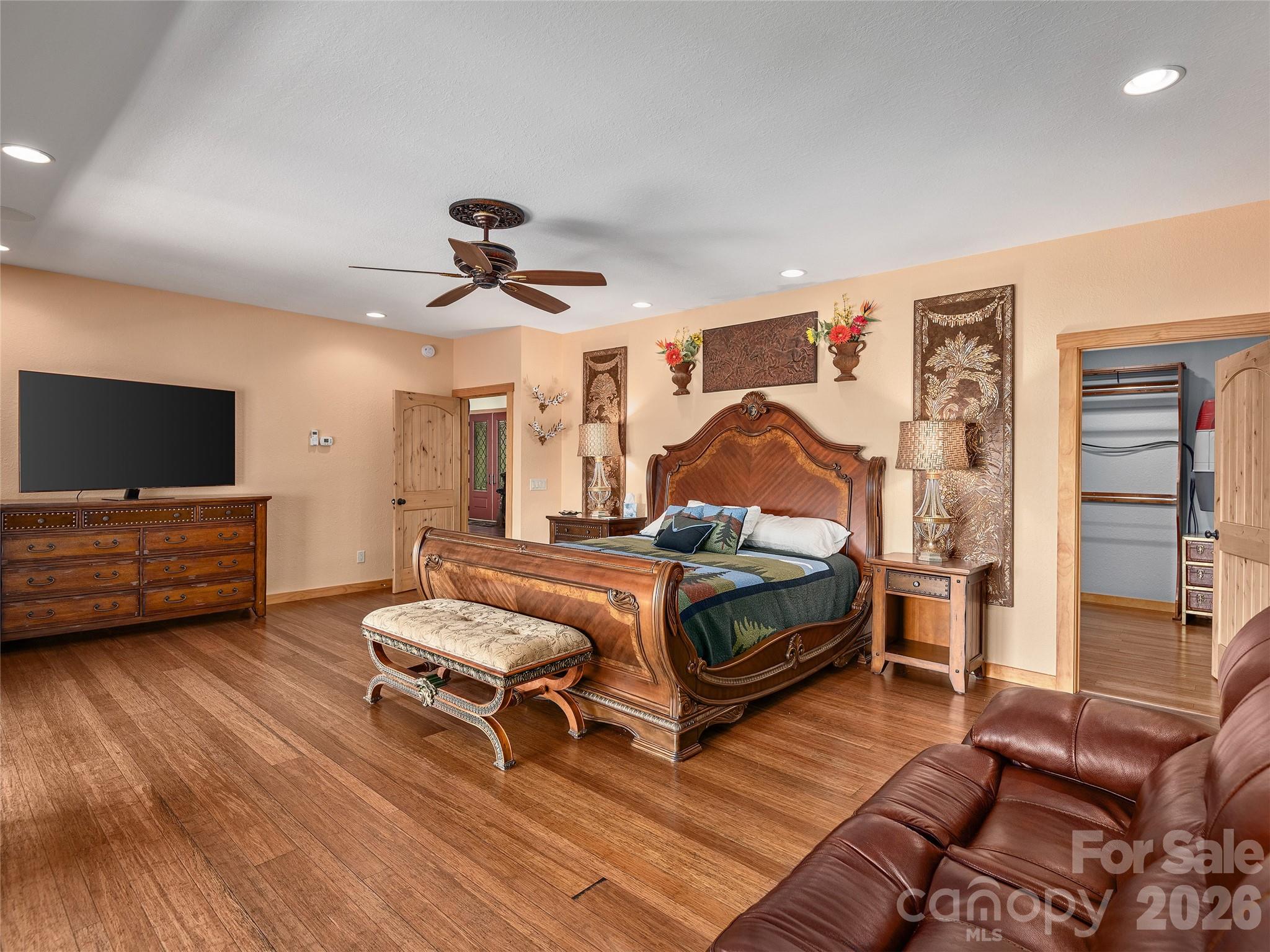 350 Snow Flake Lane — Maggie Valley