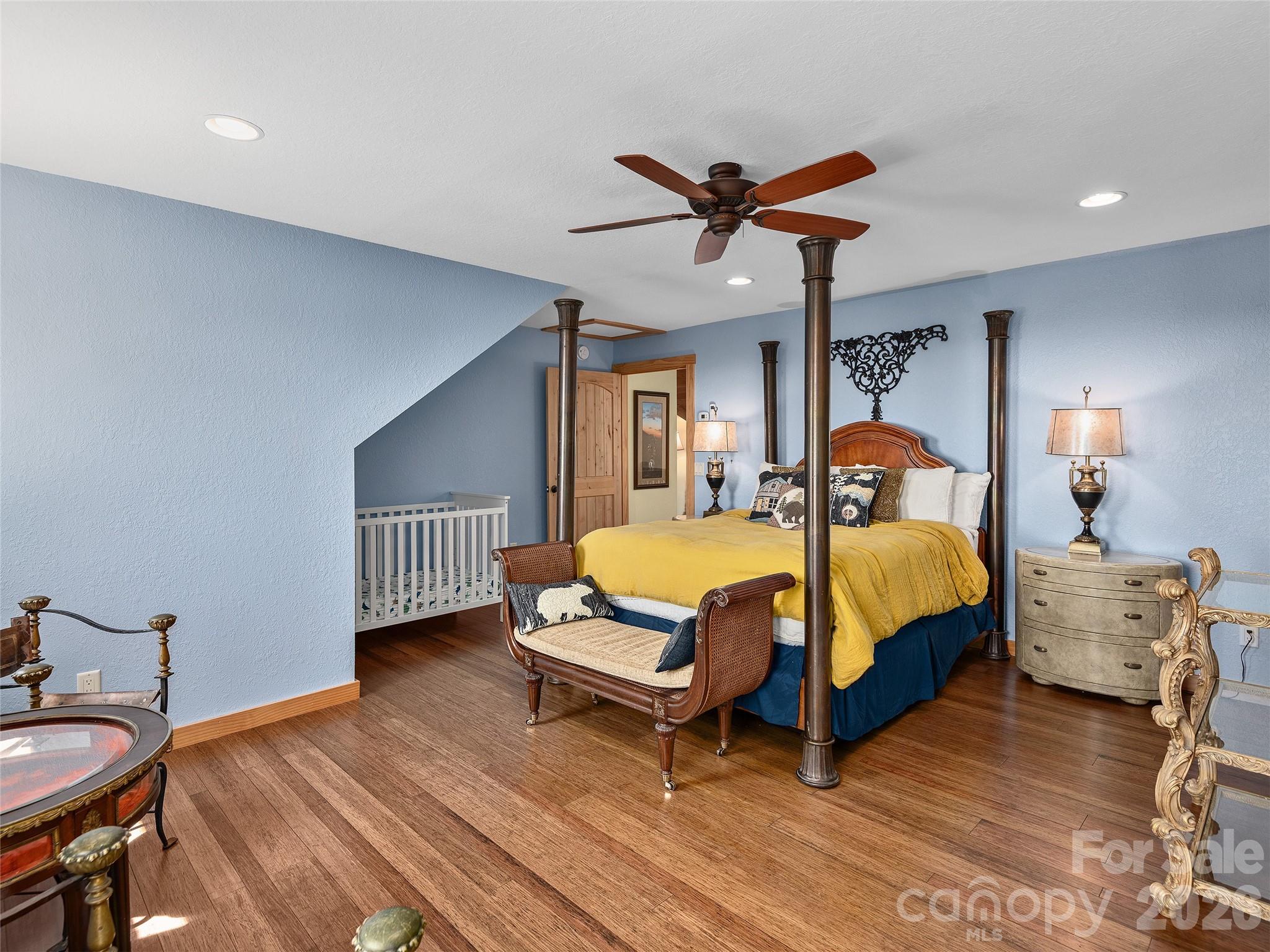 350 Snow Flake Lane — Maggie Valley