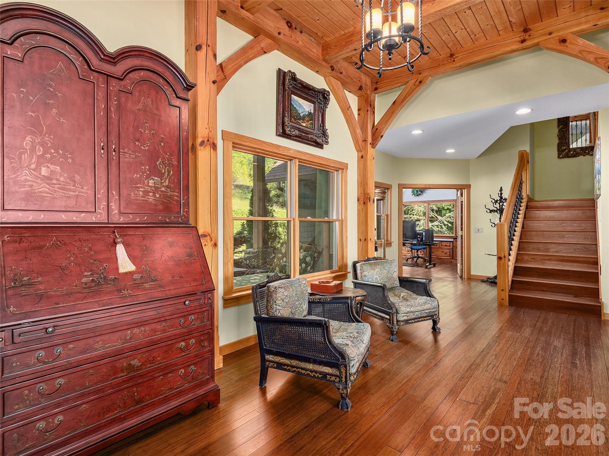 350 Snow Flake Lane — Maggie Valley