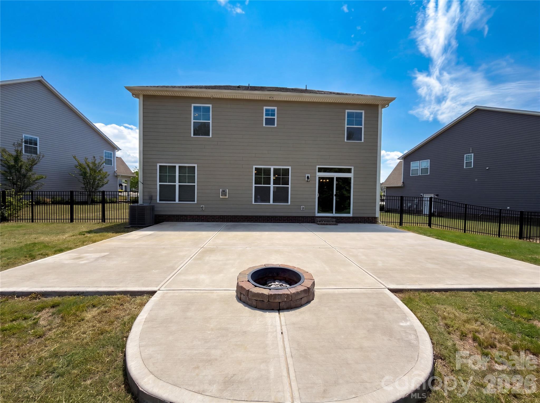 5013 Shadowbrook Road — Waxhaw