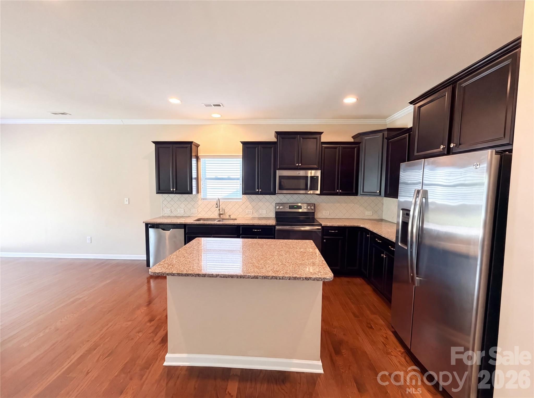 7110 Strawberry Fields Lane — Charlotte