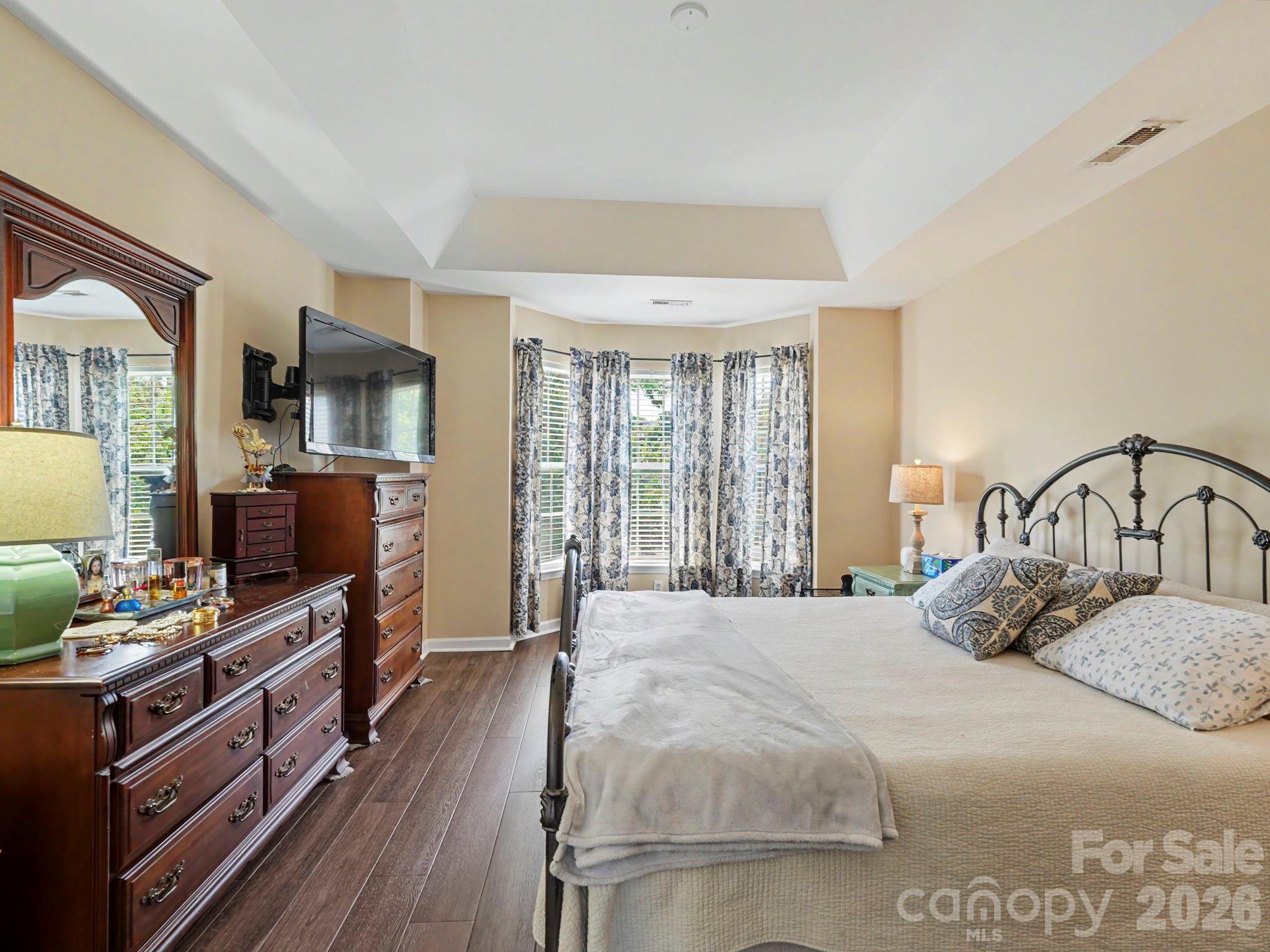 5716 Autumn Knoll Place NW — Concord