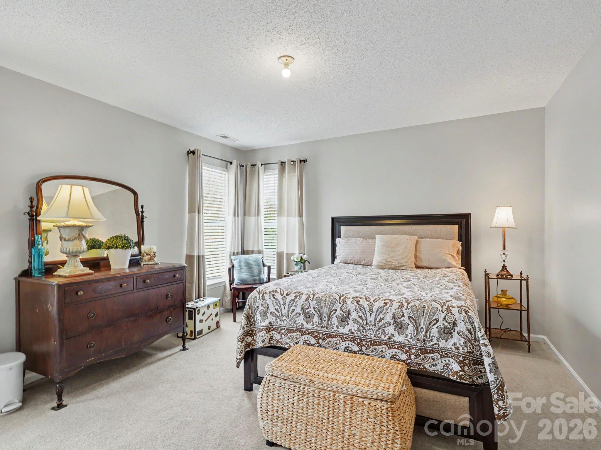 5716 Autumn Knoll Place NW — Concord