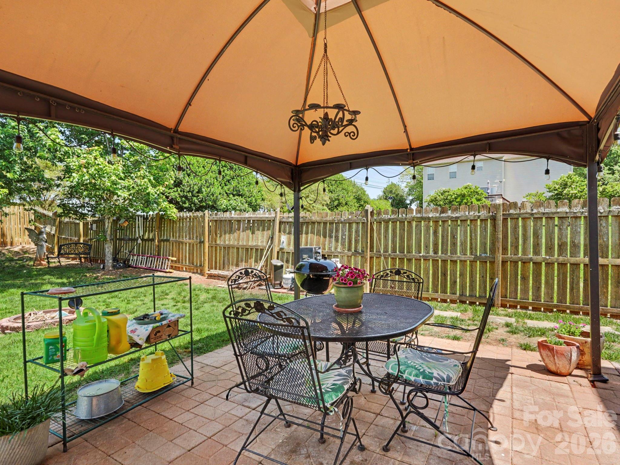 5716 Autumn Knoll Place NW — Concord