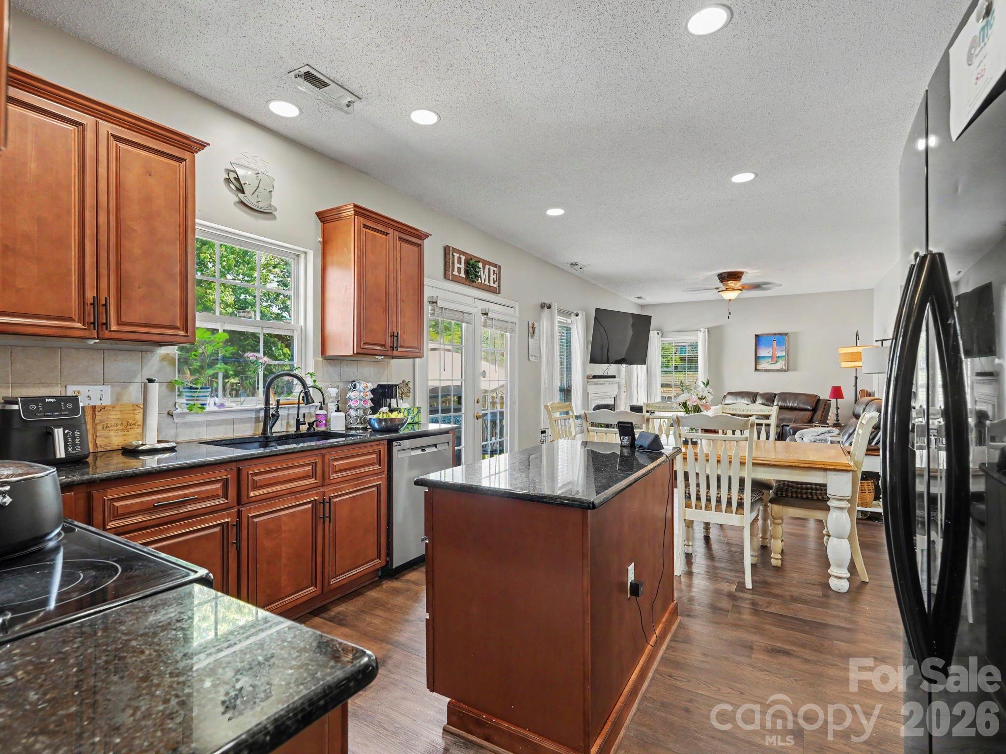 5716 Autumn Knoll Place NW — Concord