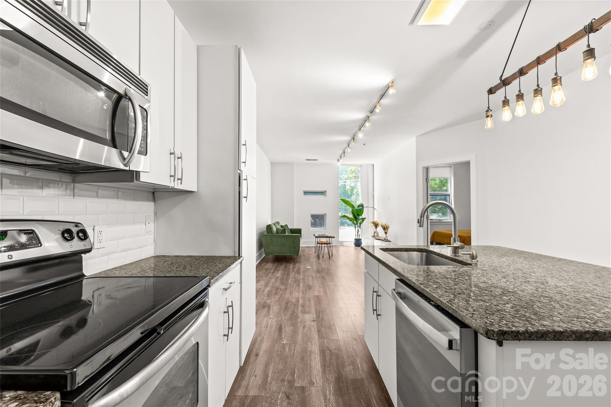 1600 Fulton Avenue — Charlotte