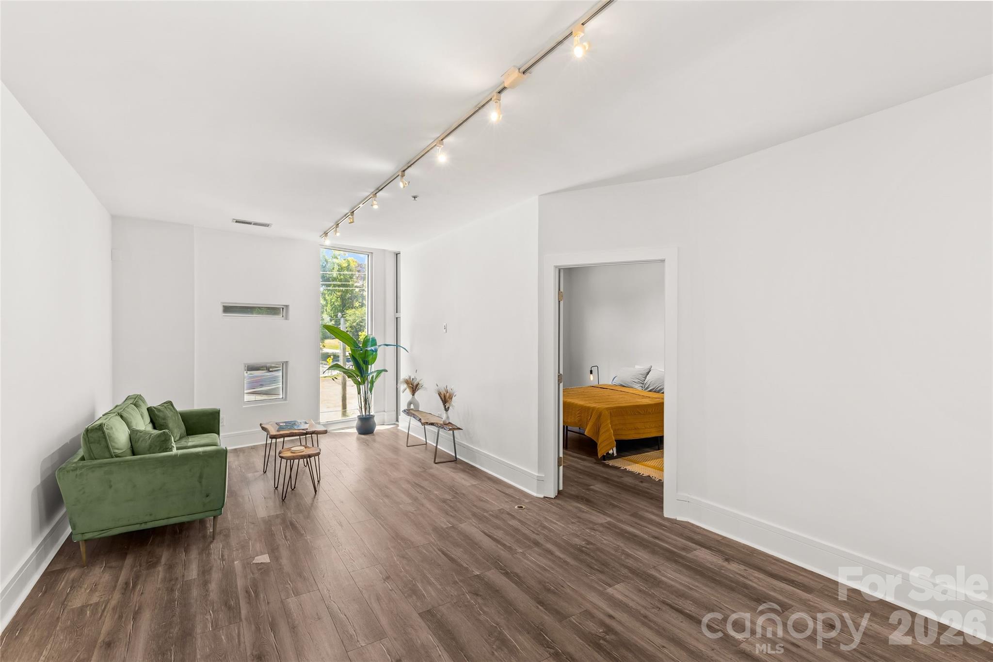 1600 Fulton Avenue — Charlotte