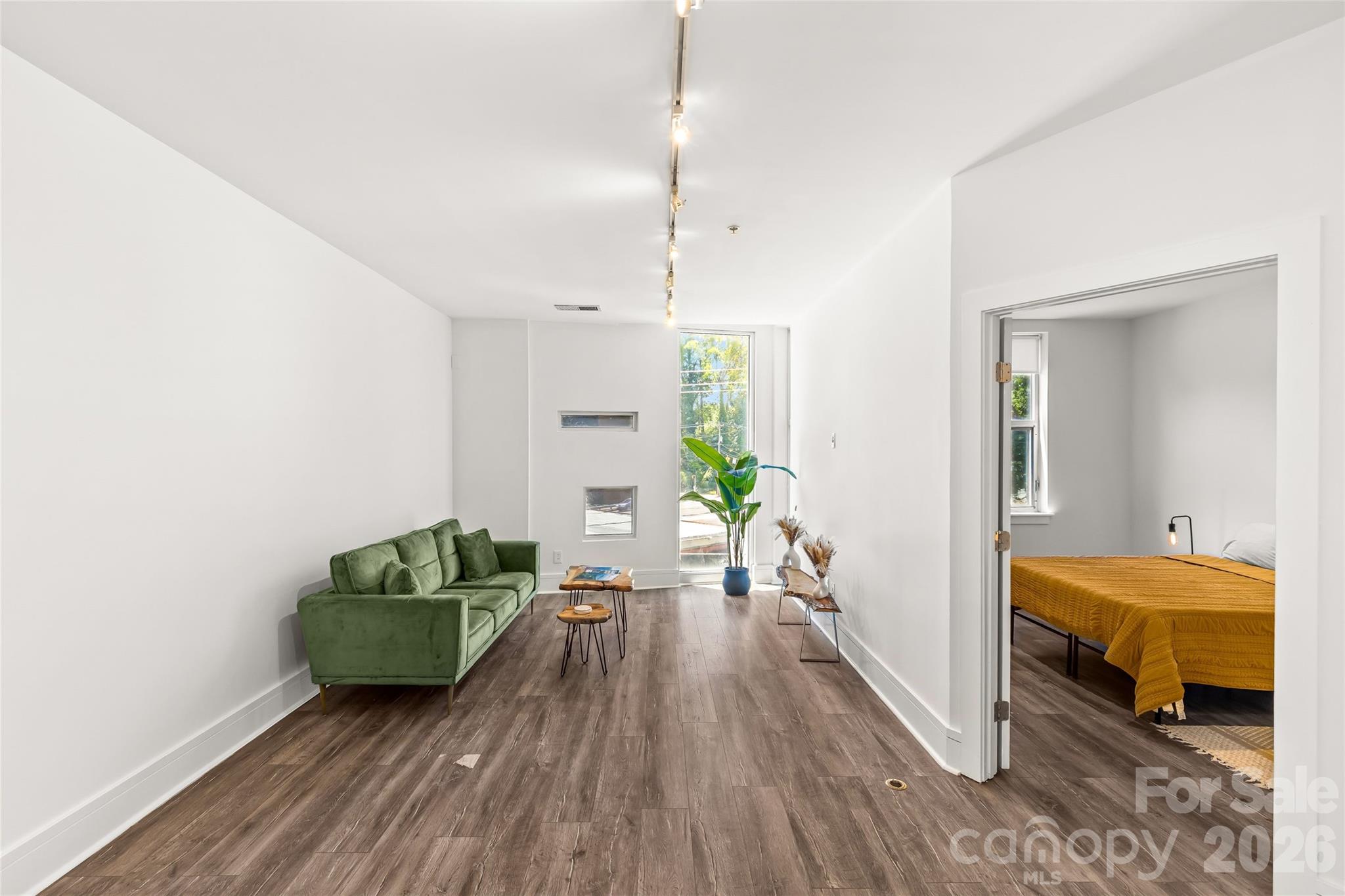 1600 Fulton Avenue — Charlotte