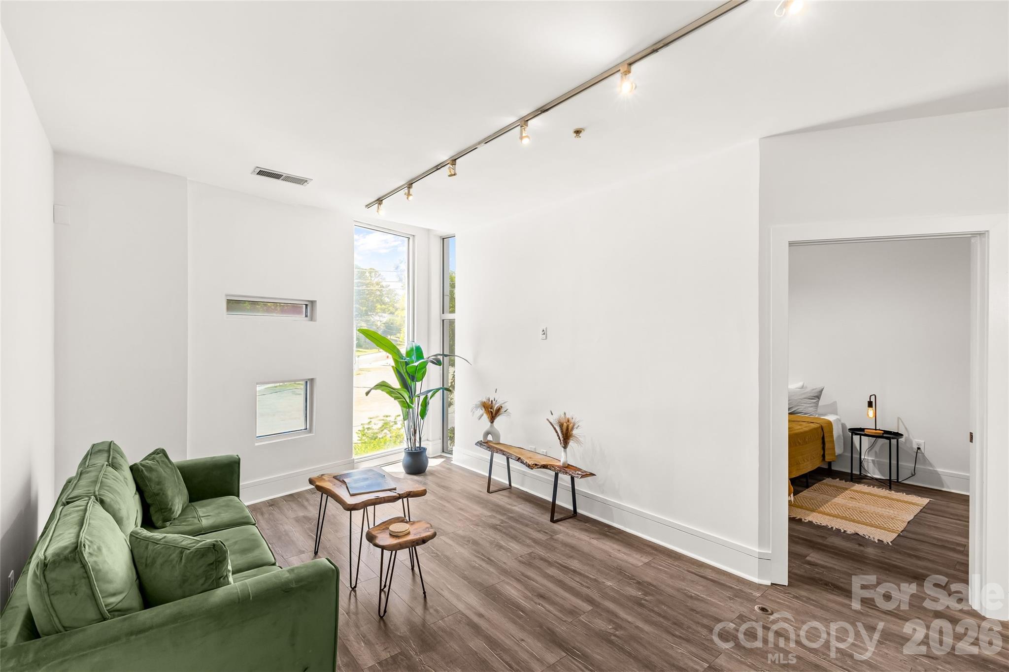 1600 Fulton Avenue — Charlotte