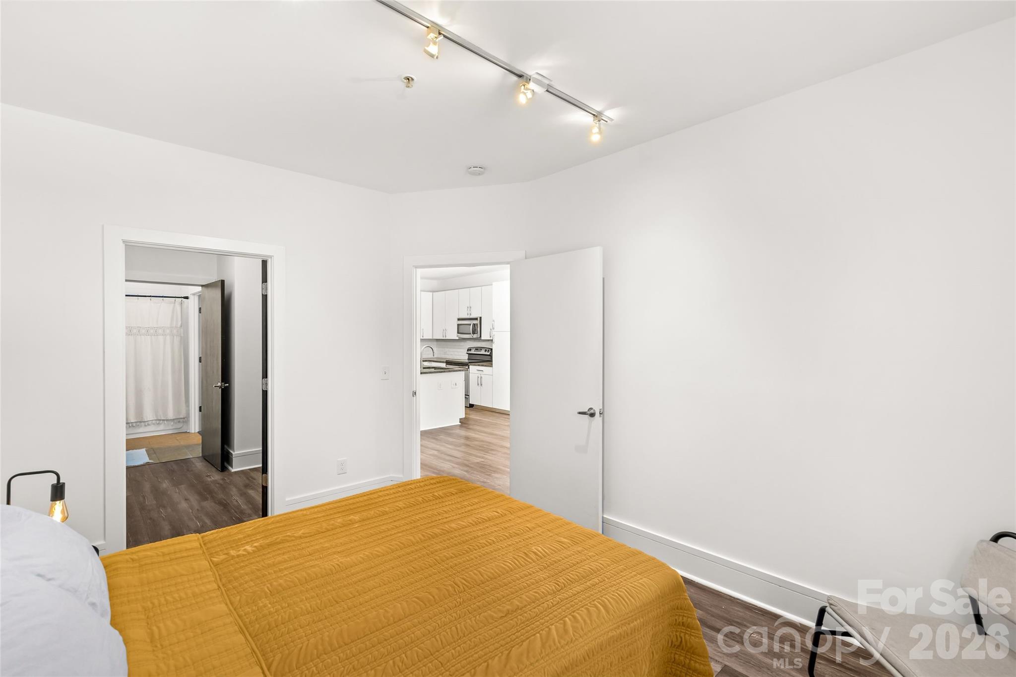 1600 Fulton Avenue — Charlotte