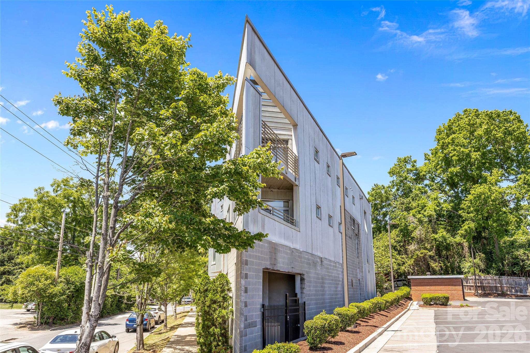 1600 Fulton Avenue — Charlotte