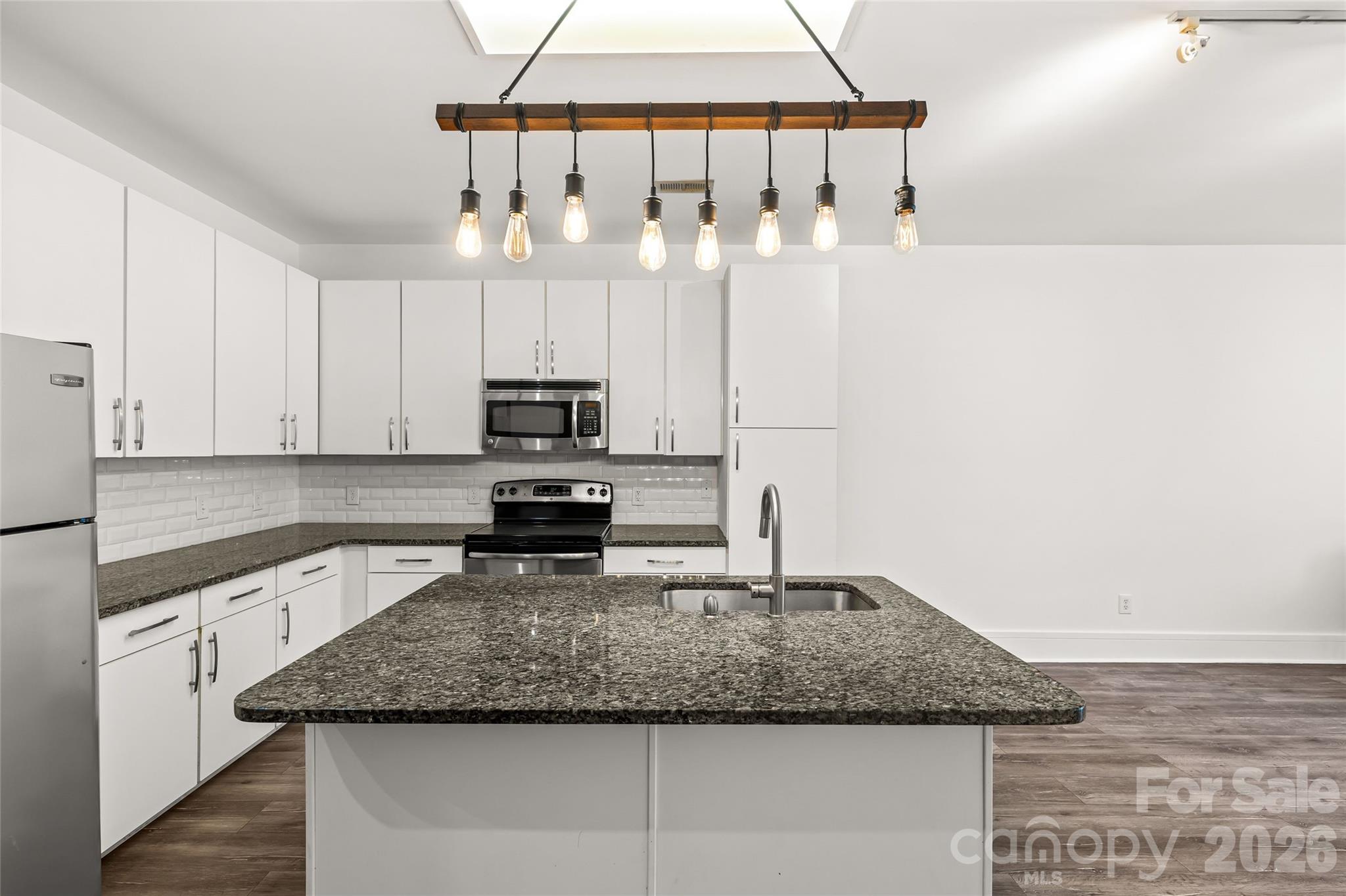 1600 Fulton Avenue — Charlotte