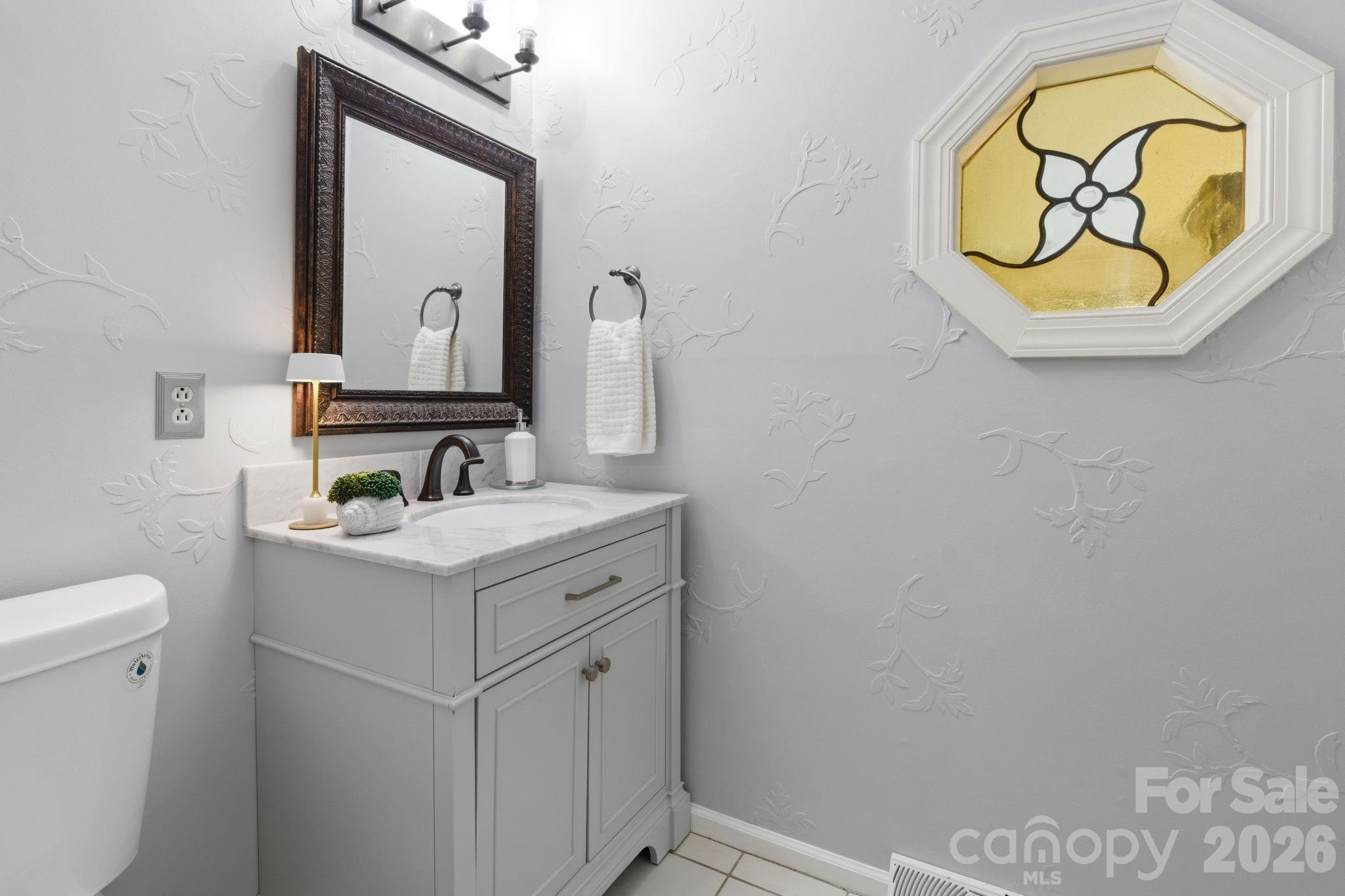 1496 Hardwood Circle — Newton