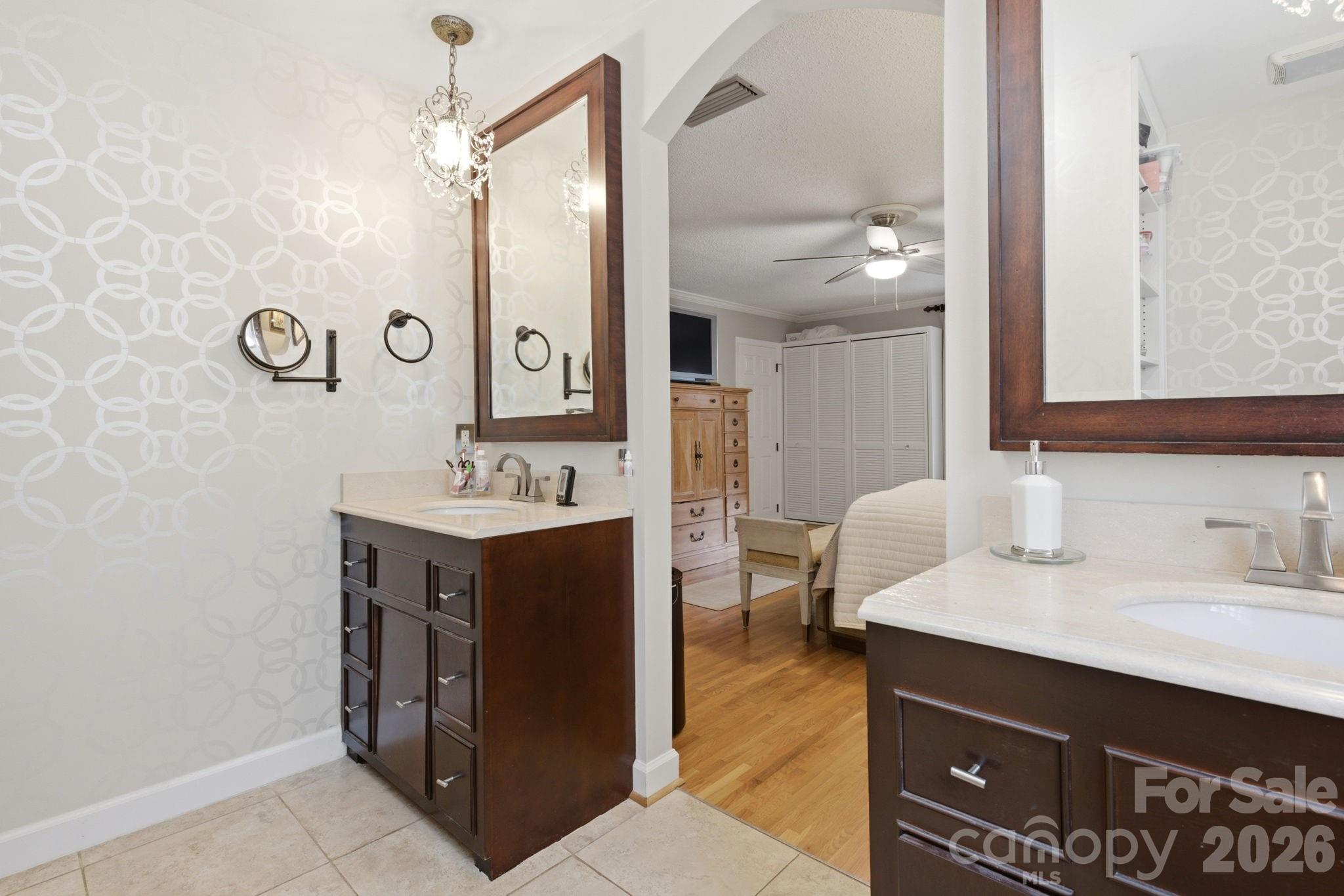 1496 Hardwood Circle — Newton