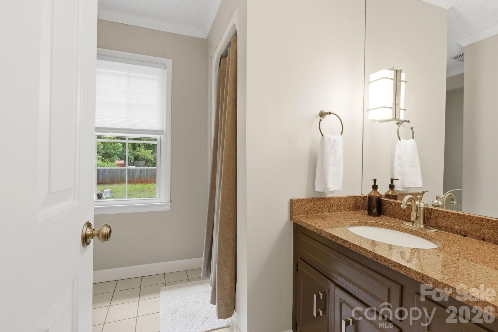 1496 Hardwood Circle — Newton