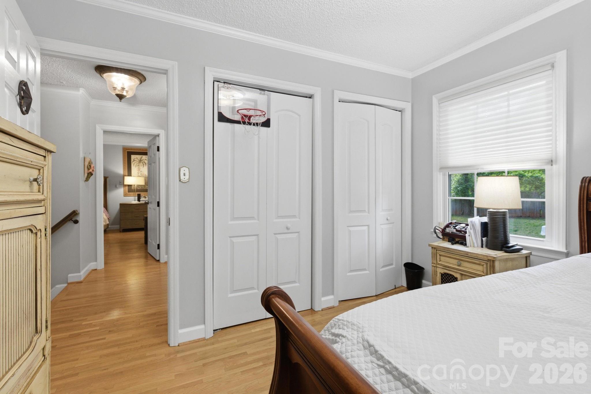 1496 Hardwood Circle — Newton