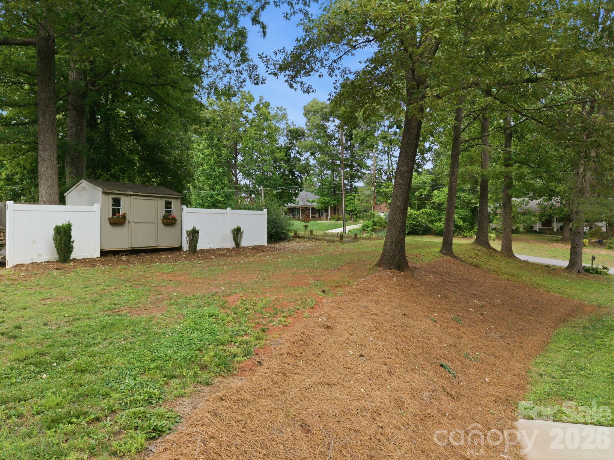 1496 Hardwood Circle — Newton