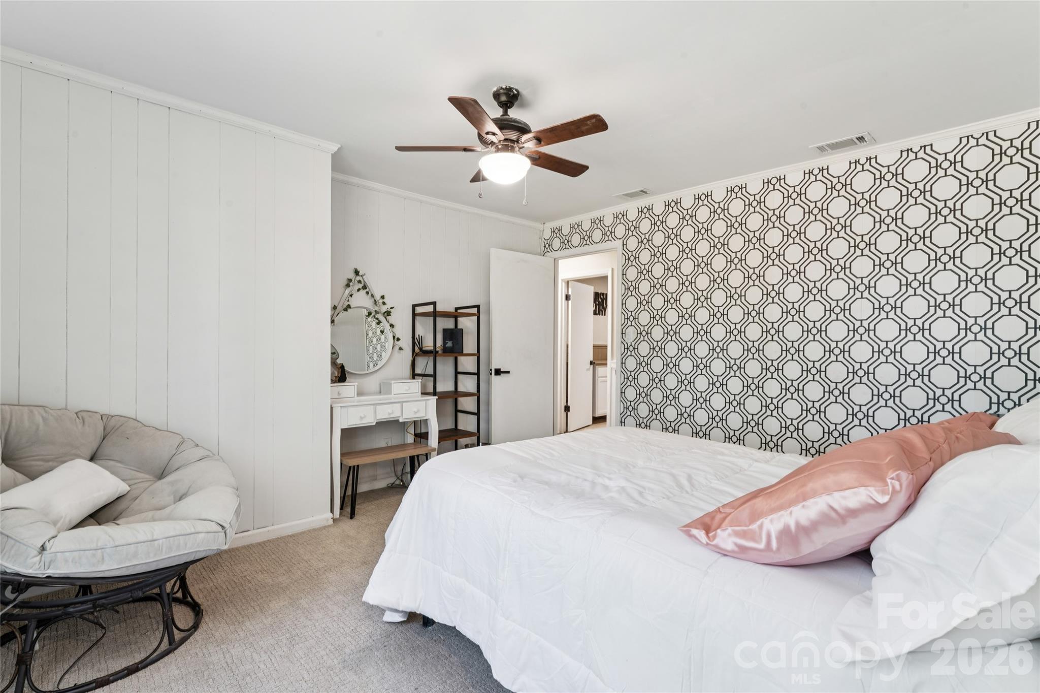 5374 N Nc 150 Highway — Lincolnton