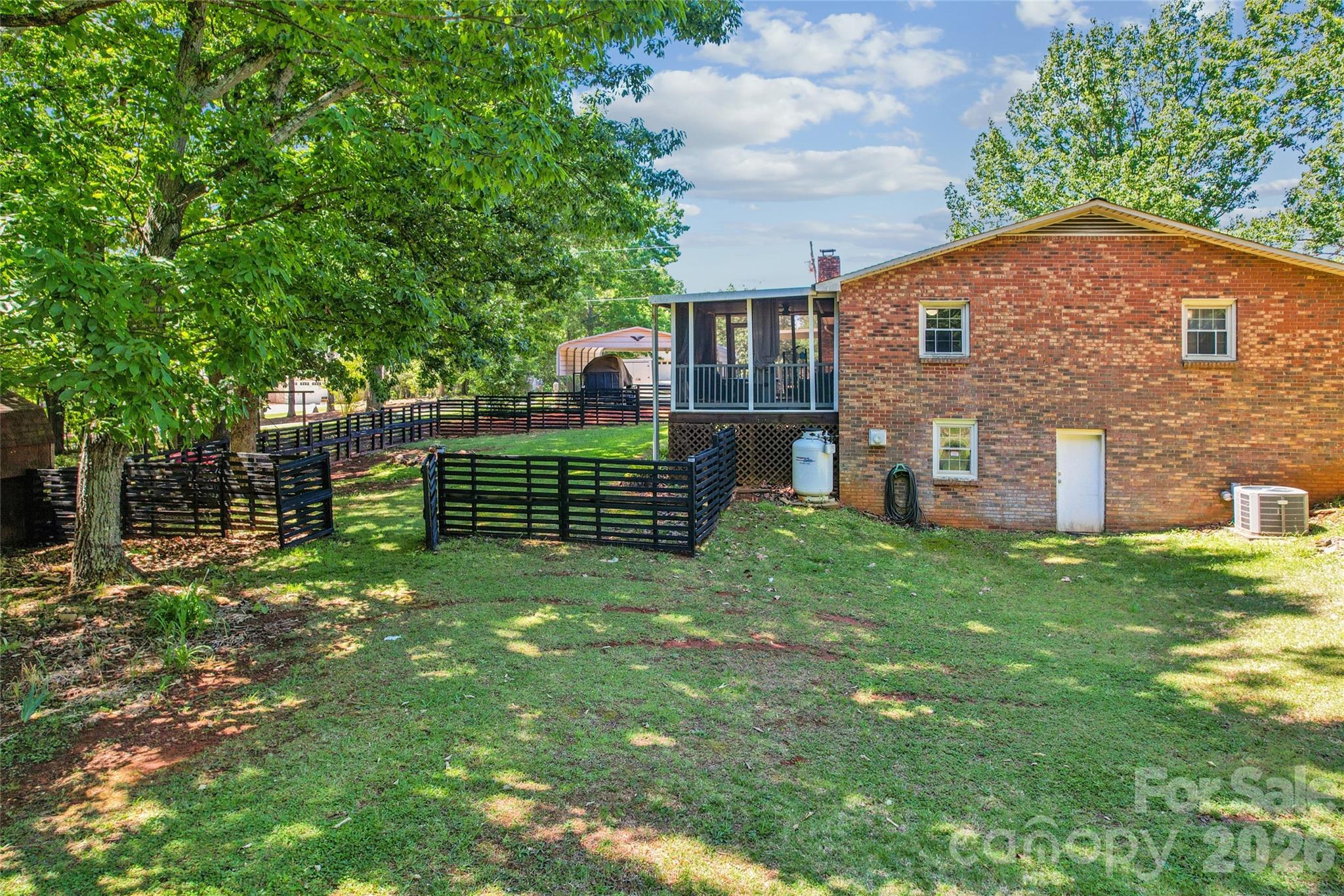 5374 N Nc 150 Highway — Lincolnton