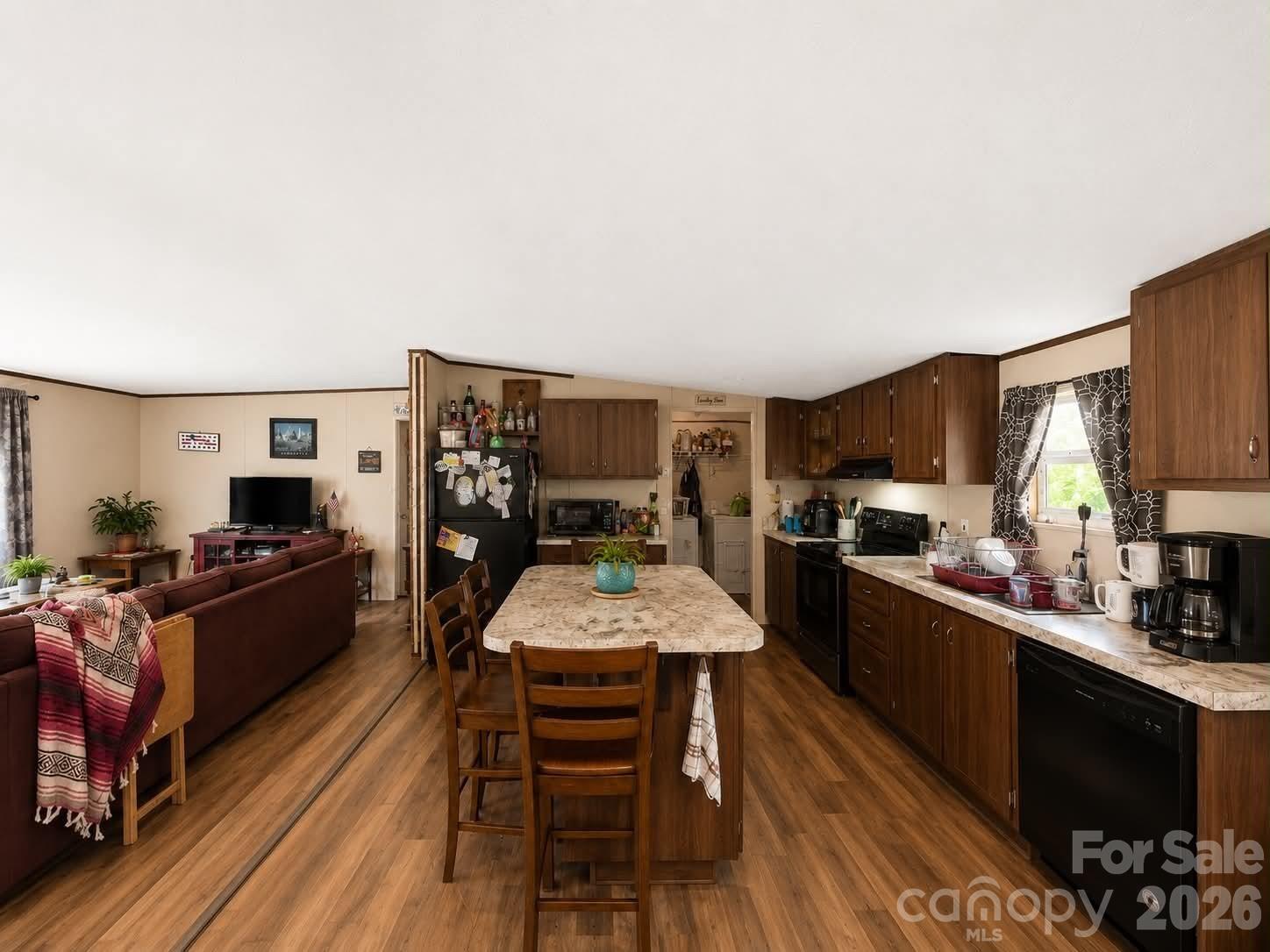 915 Jay Burke Road — Taylorsville