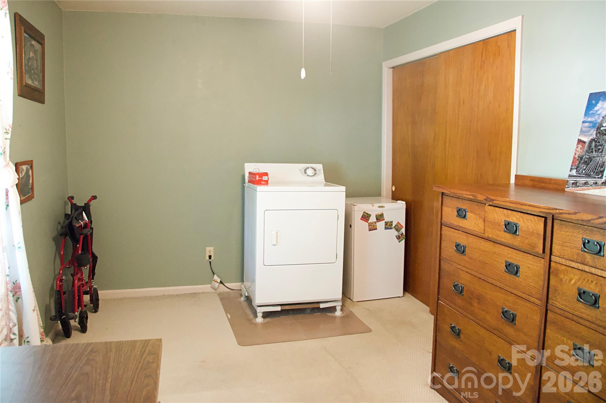 4631 Highlake Drive — Charlotte