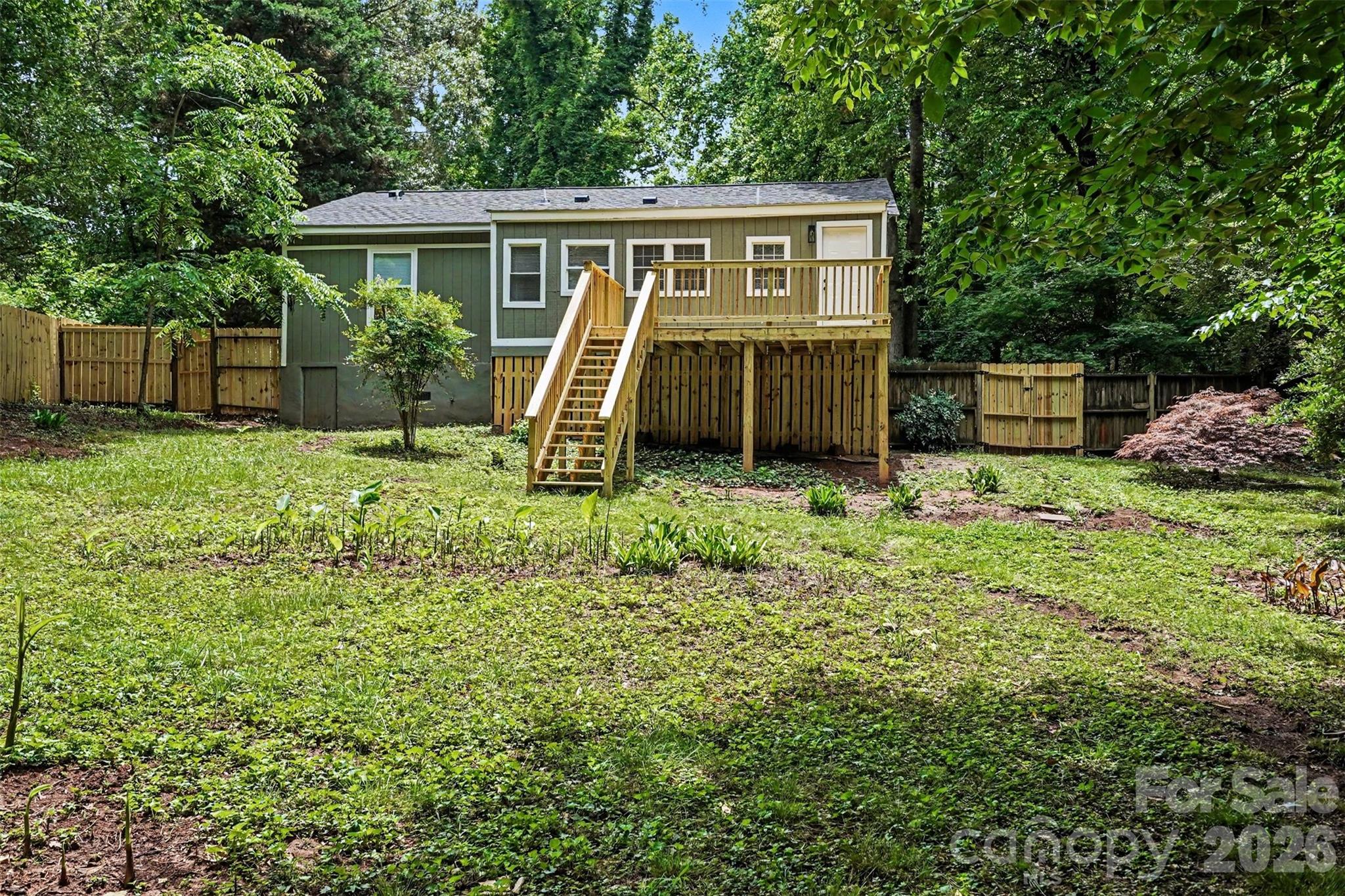 9118 S Lakebrook Road — Charlotte