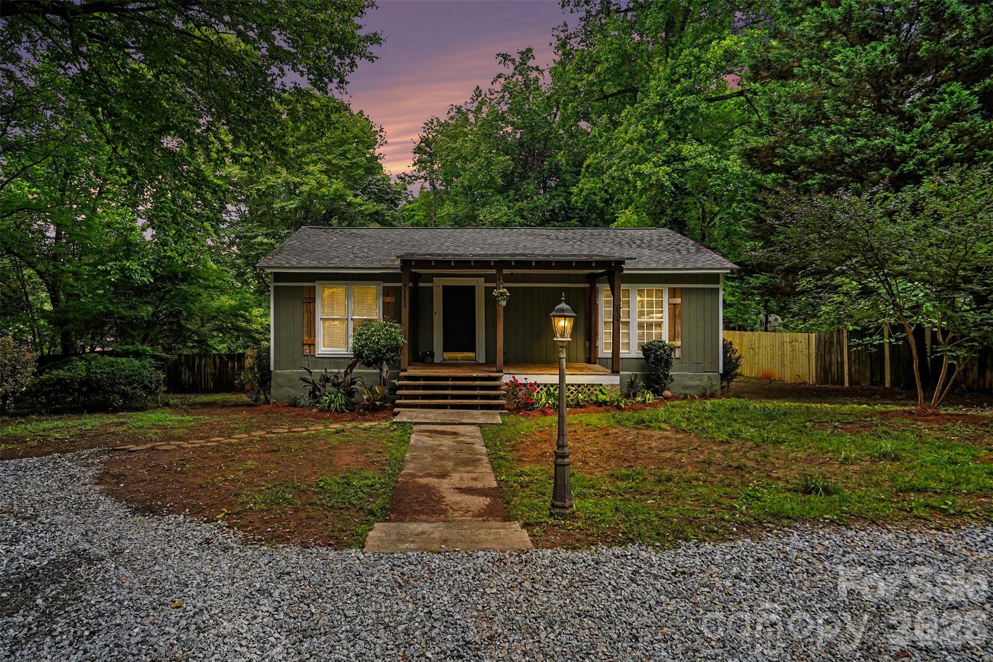 9118 S Lakebrook Road — Charlotte