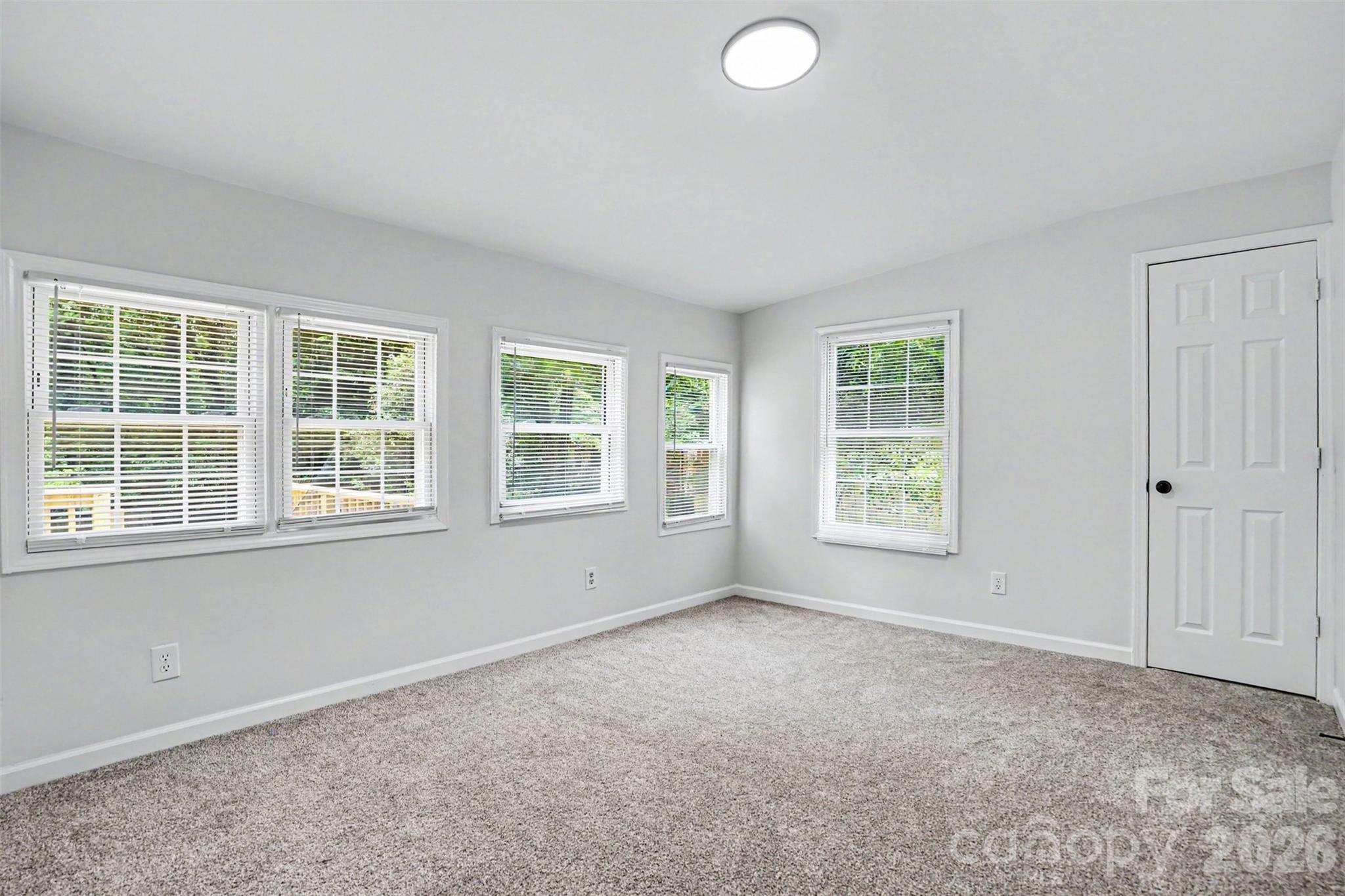 9118 S Lakebrook Road — Charlotte