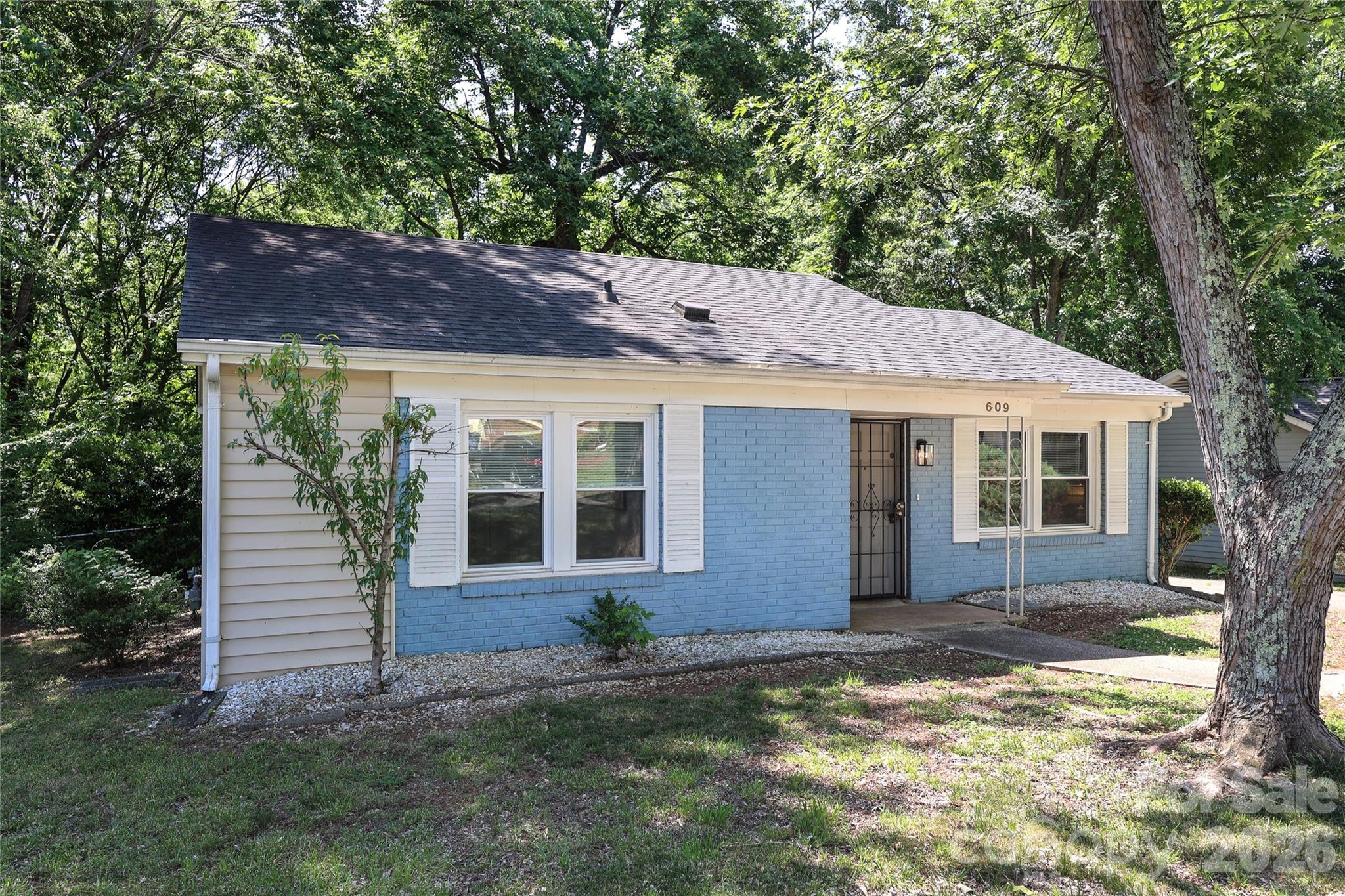 609 Fawnbrook Lane — Charlotte
