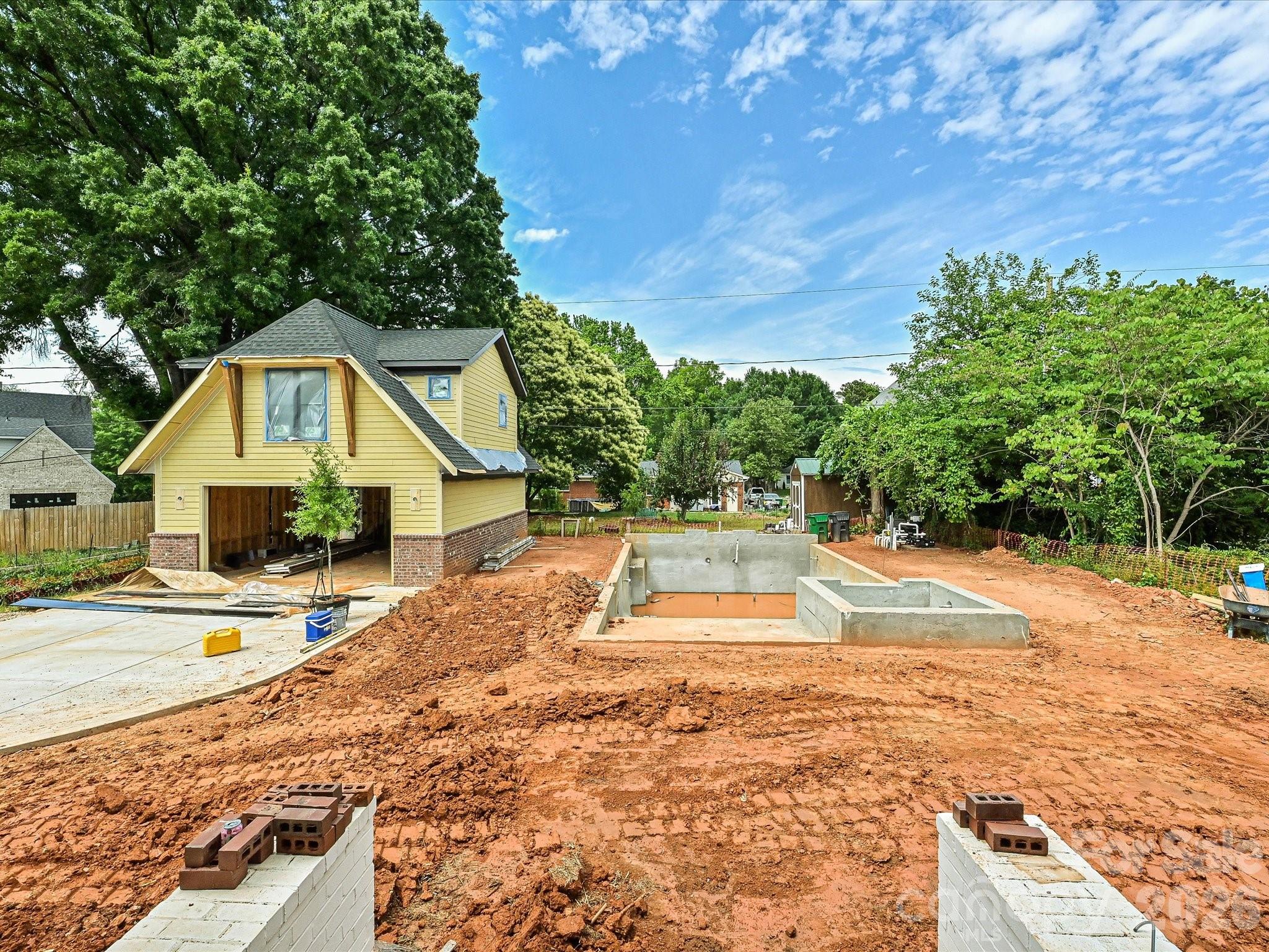 1329 Bevis Drive — Charlotte