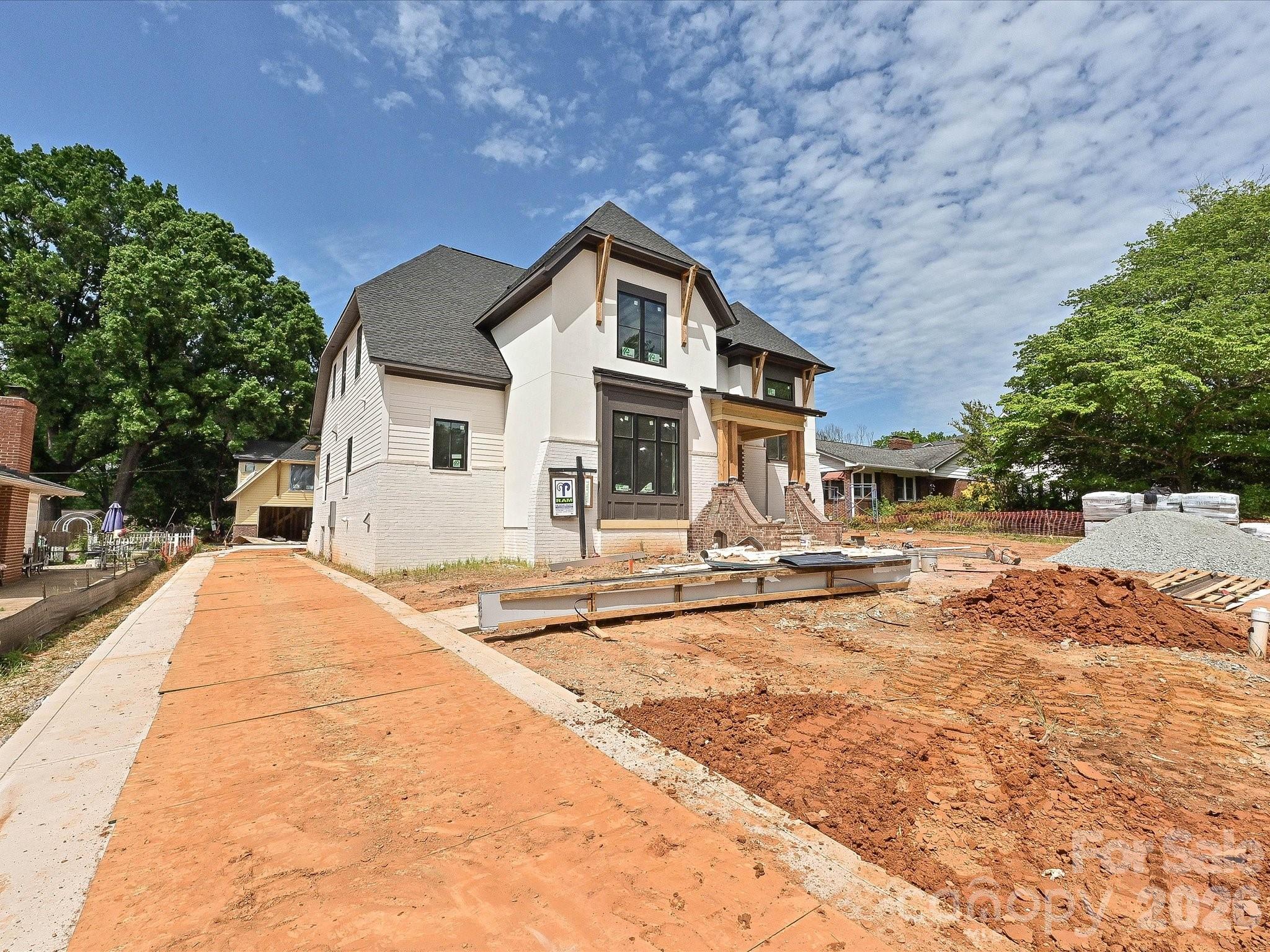1329 Bevis Drive — Charlotte
