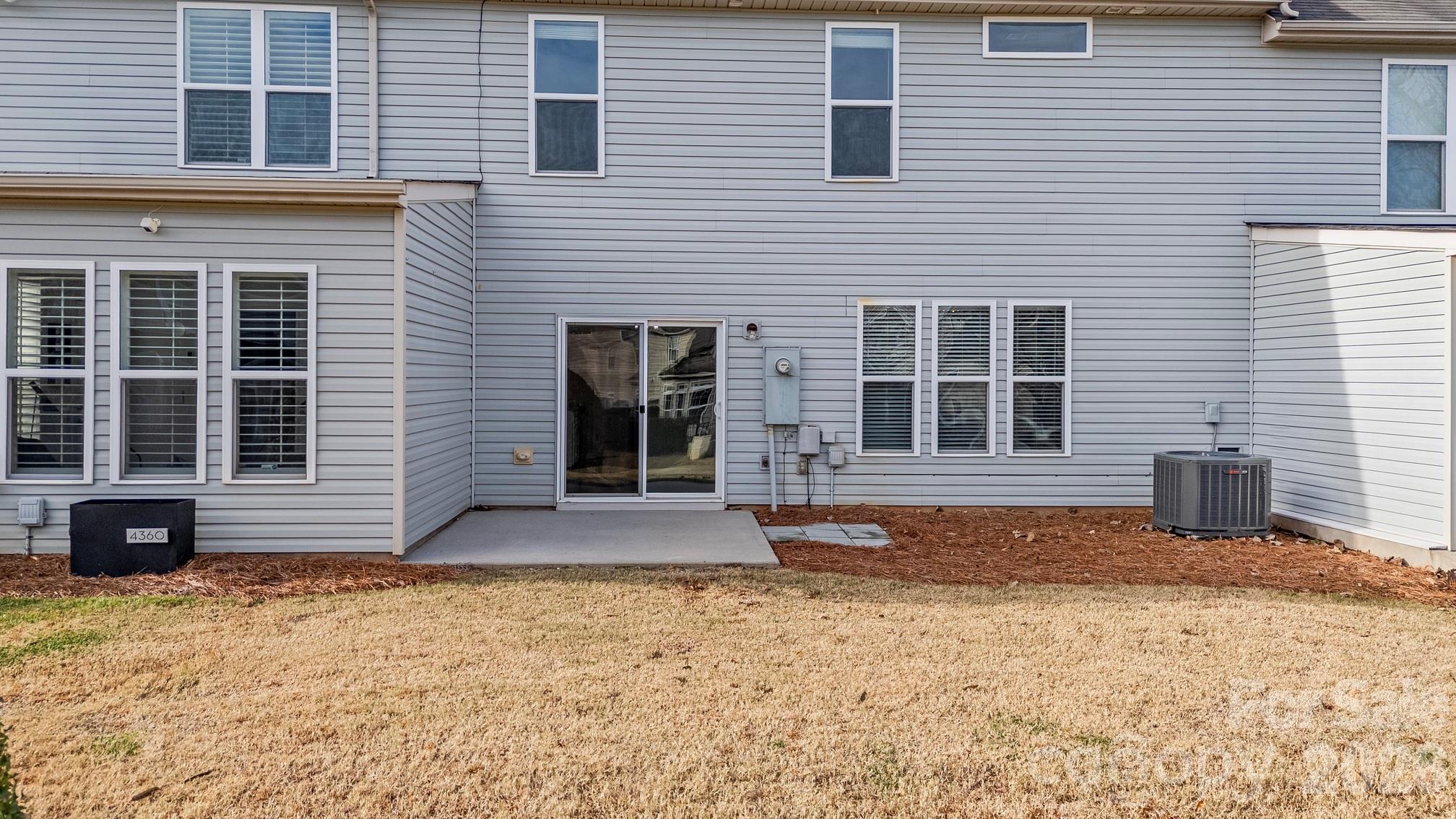 4364 Park South Station Boulevard — Charlotte