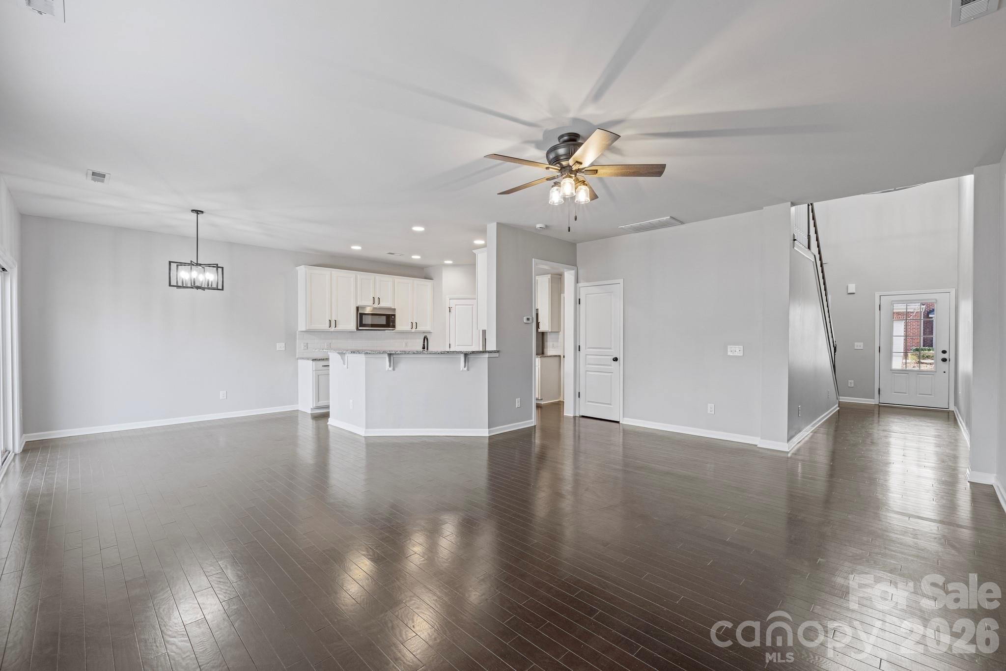 4364 Park South Station Boulevard — Charlotte