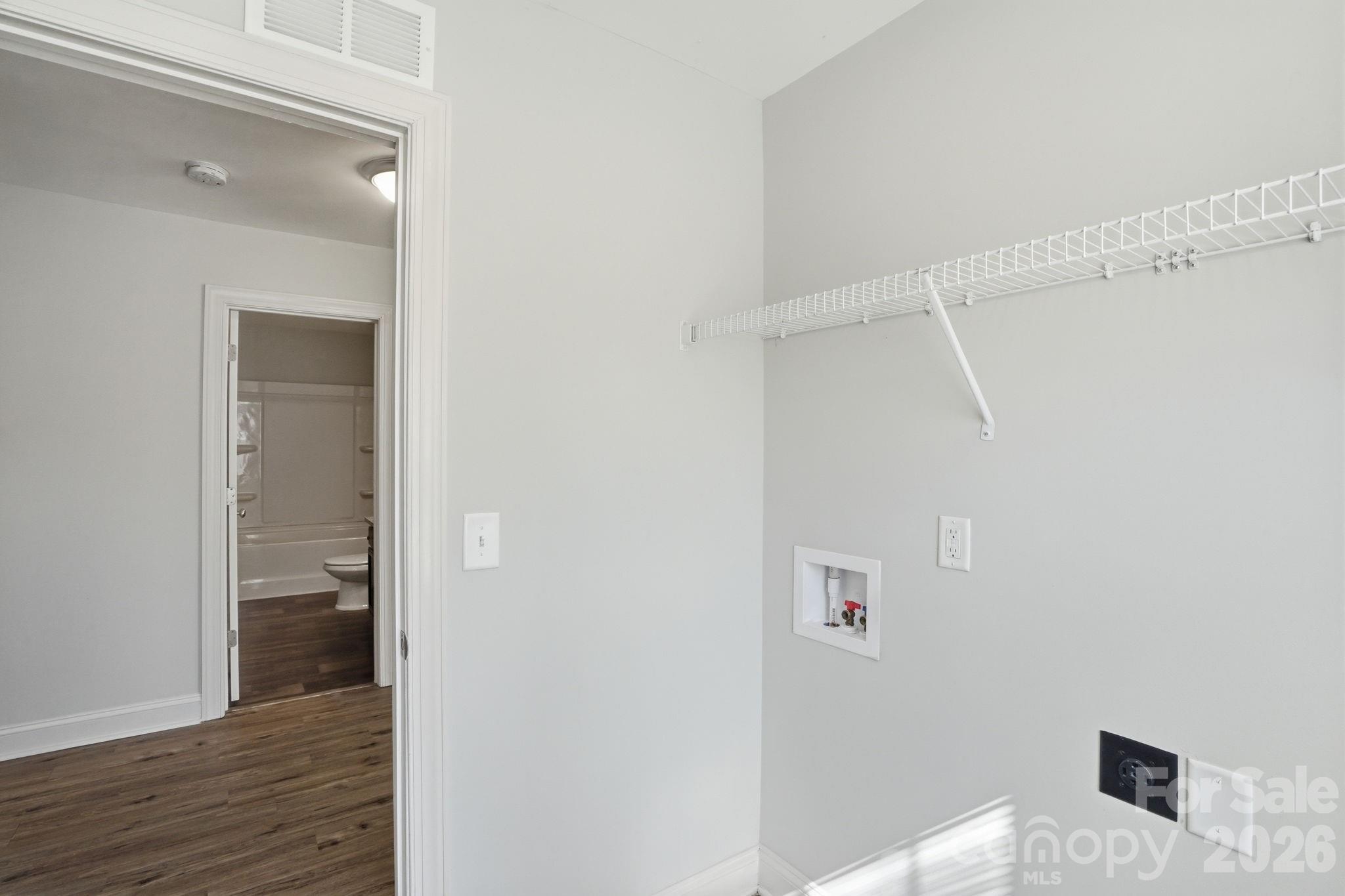 502 Coffeetree Lane — Stanley