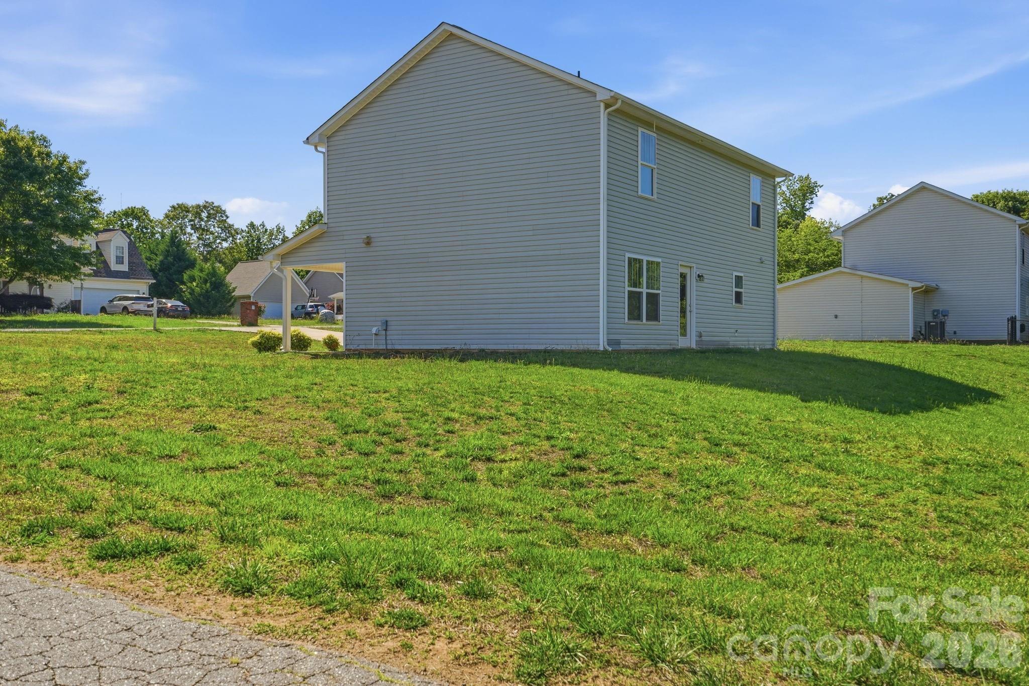 502 Coffeetree Lane — Stanley