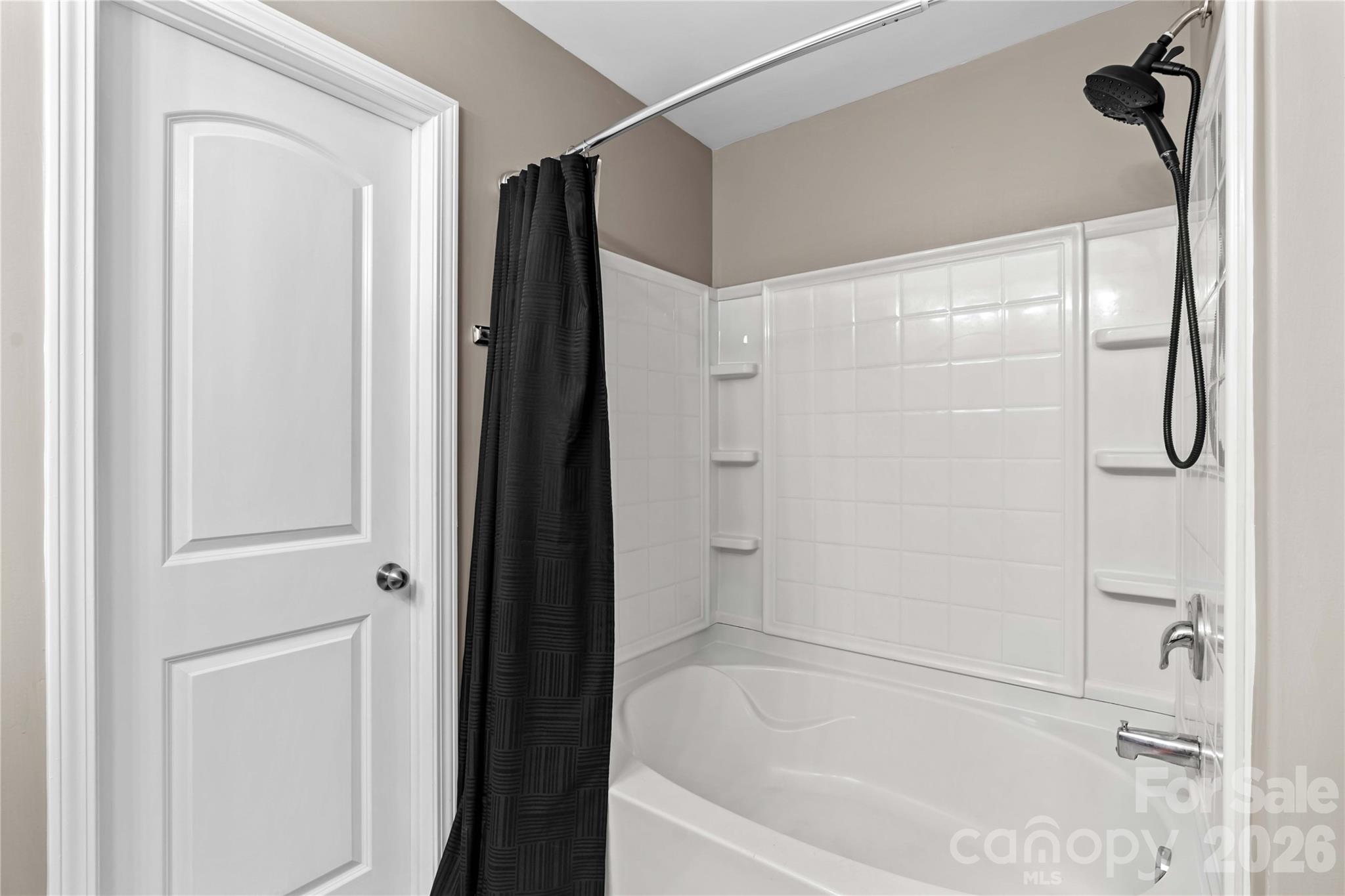 218 Valerie Drive — Lincolnton