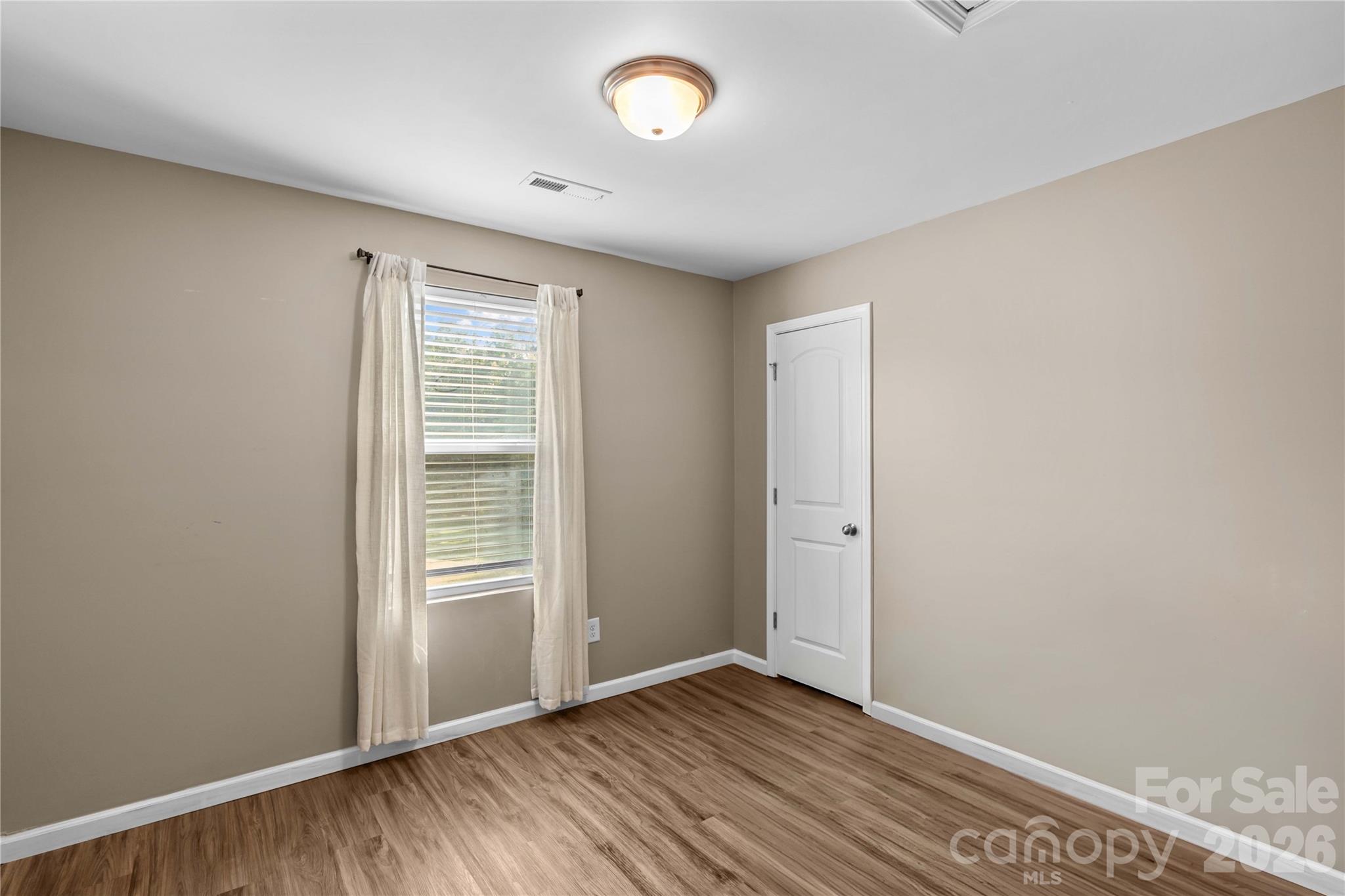 218 Valerie Drive — Lincolnton